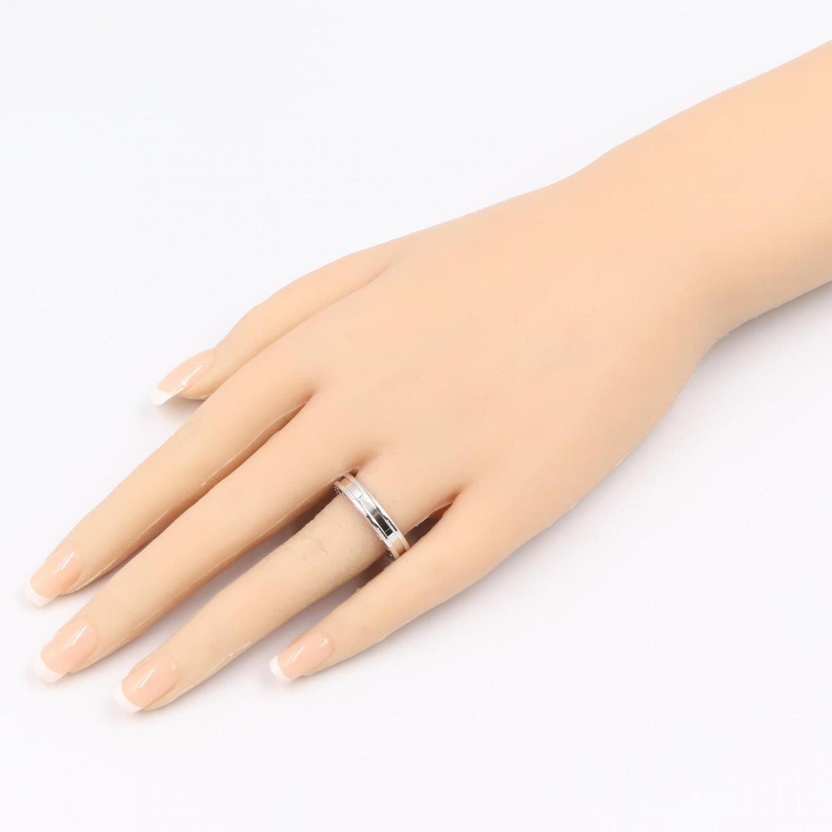 Bvlgari Silver White Gold (18K) Band Ring (Pre-Owned)