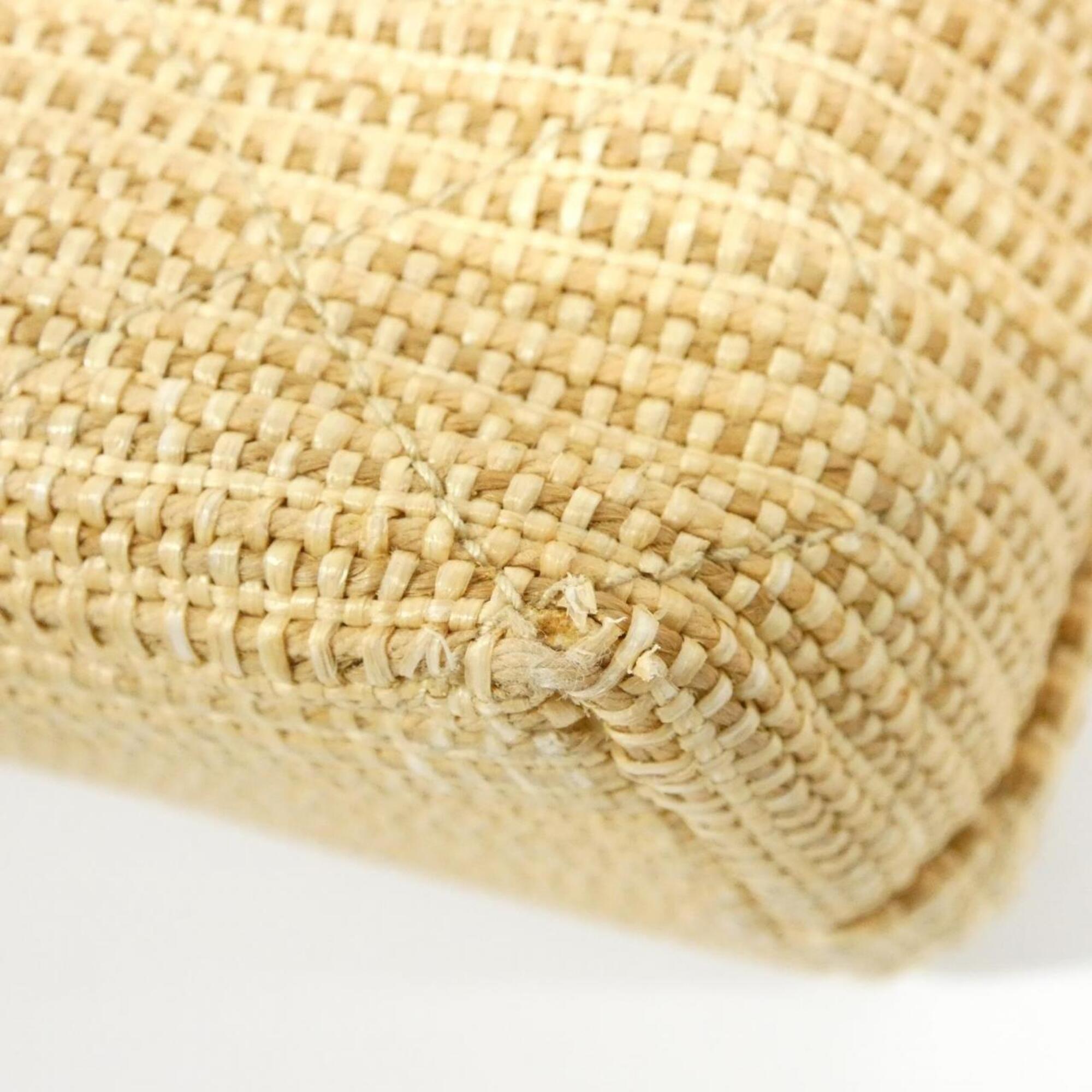 Chanel Beige Raffia Shoulder Bag (Pre-Owned)