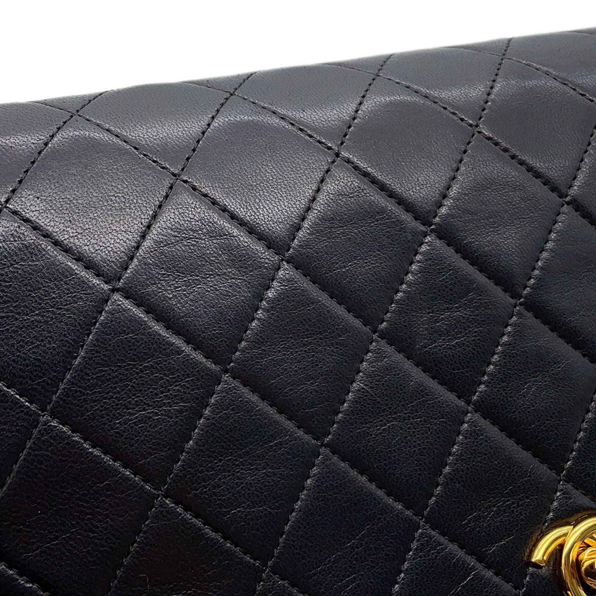 Chanel Matelasse Black Leather Handbag Shoulder Bag (Pre-Owned)