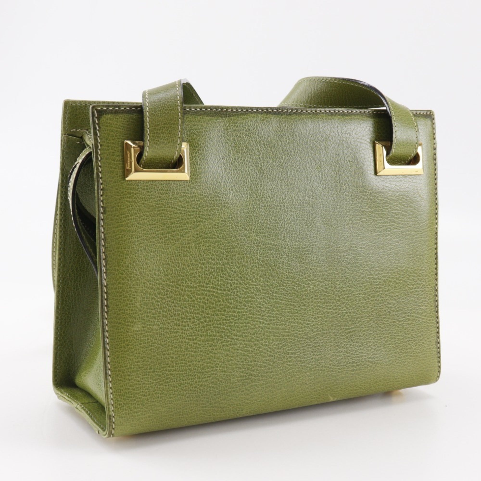 Salvatore Ferragamo Green Leather Shoulder Bag (Pre-Owned)