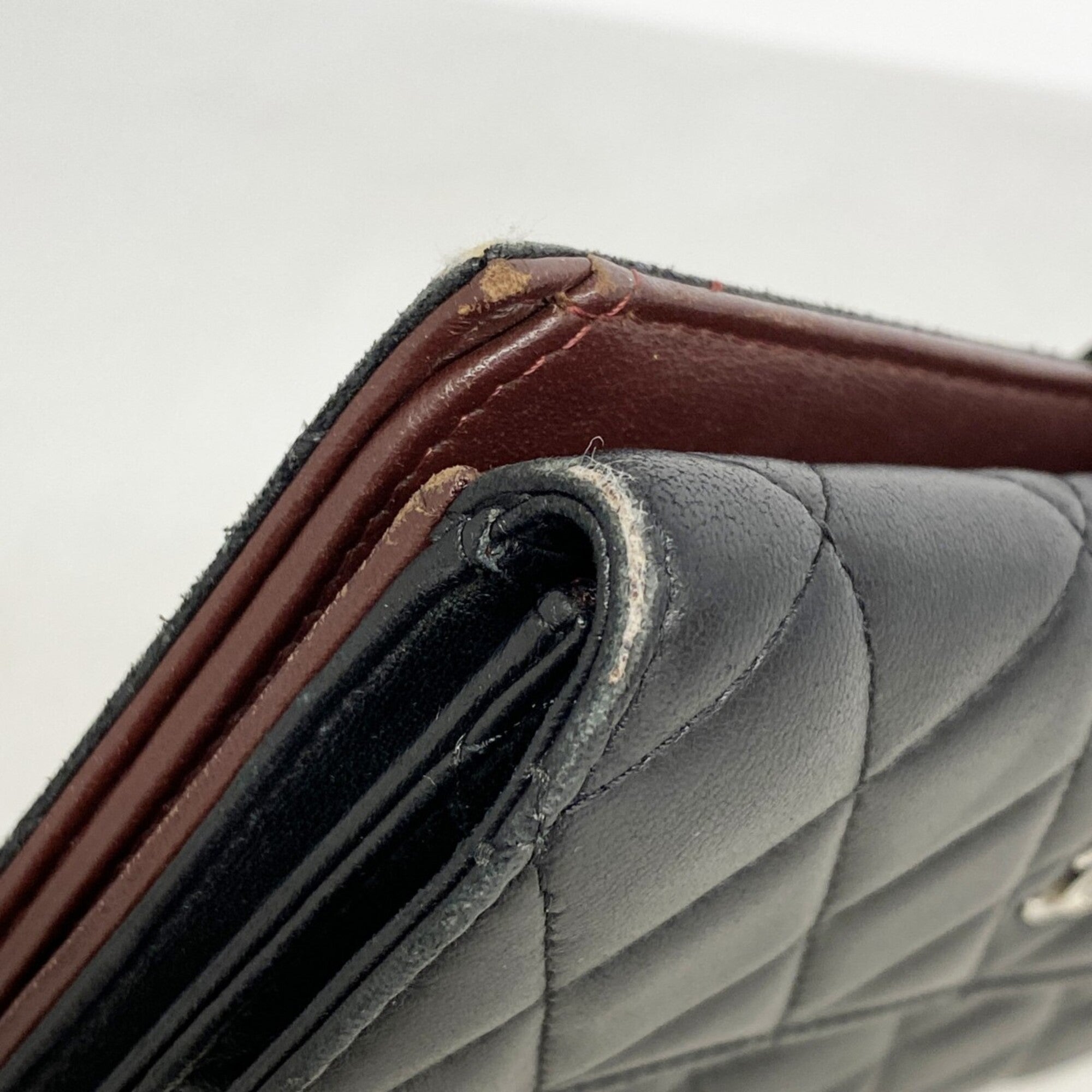 Chanel Black Leather Long Wallet (Bi-Fold) (Pre-Owned)