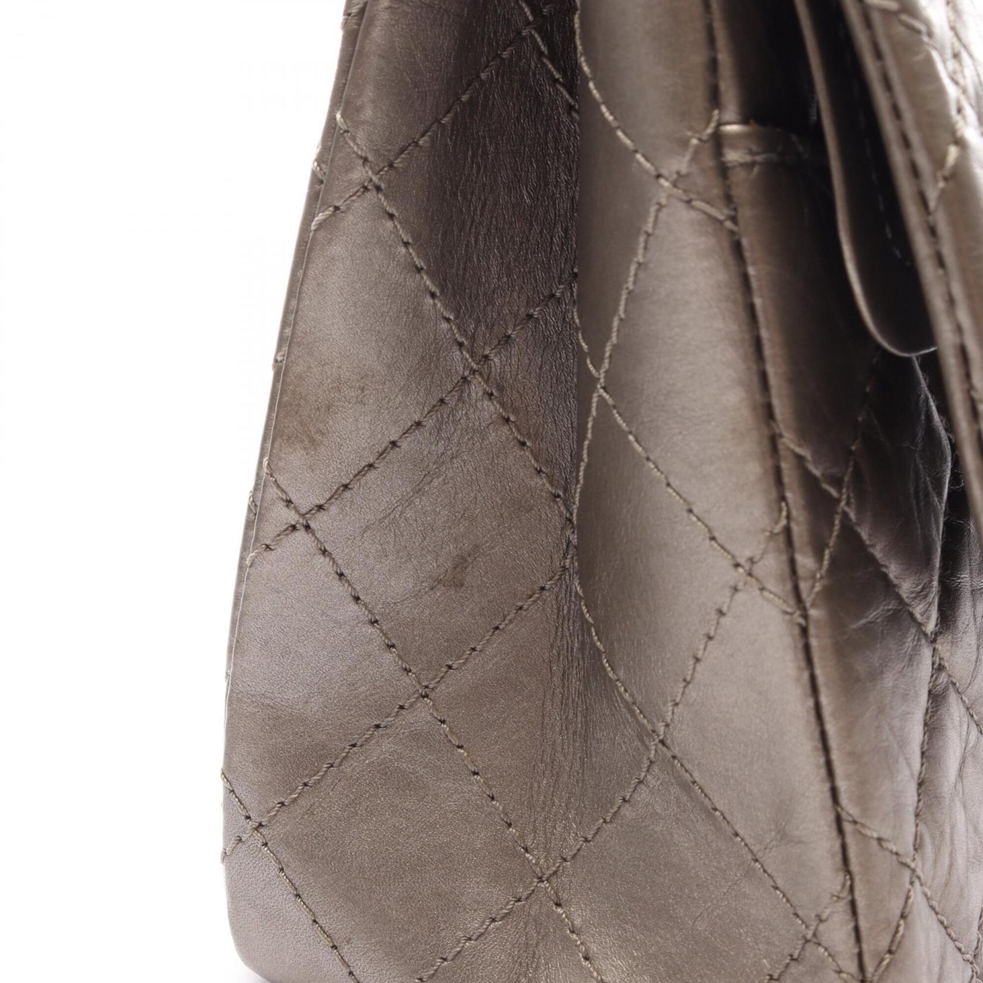 Chanel Beige Leather Handbag Shoulder Bag (Pre-Owned)