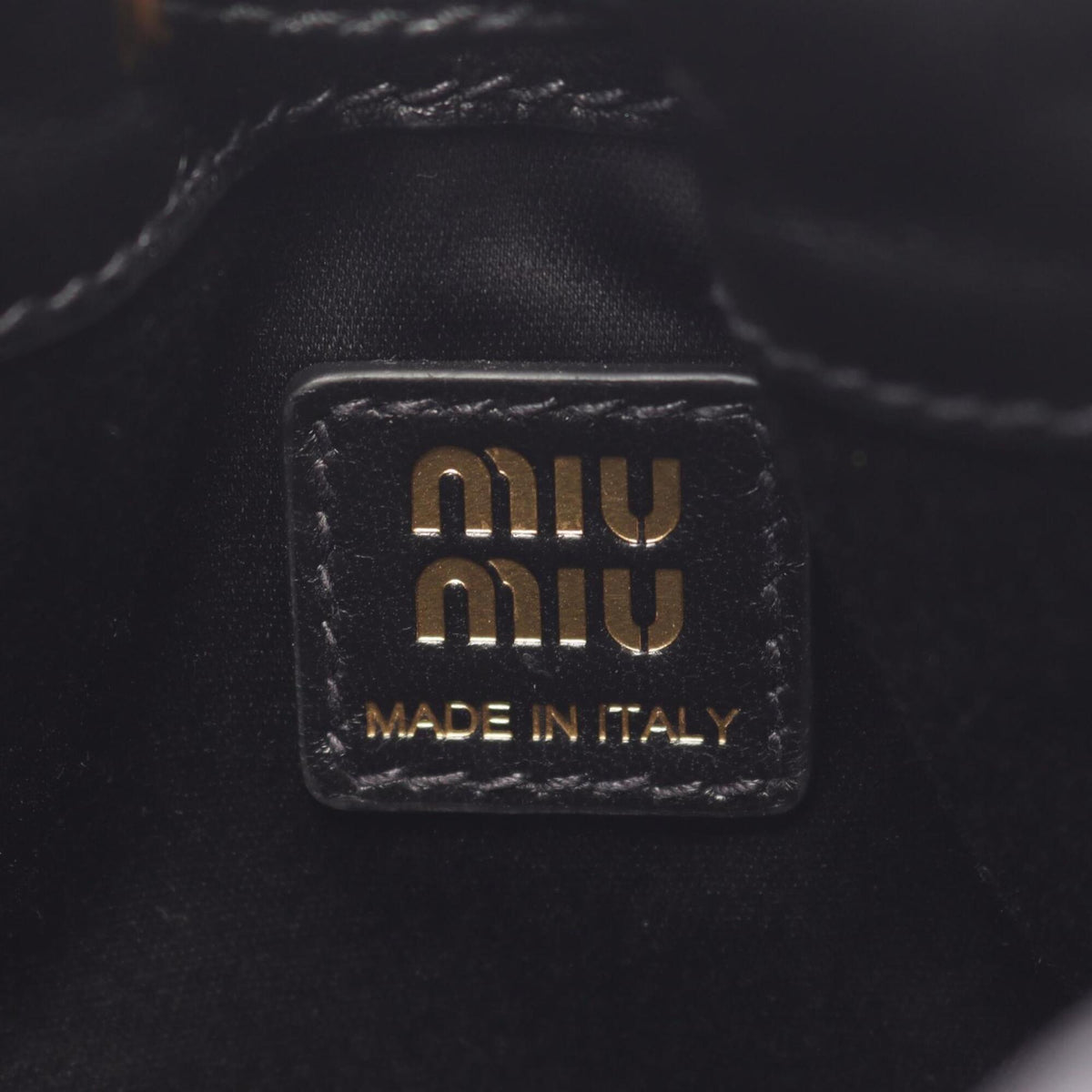 Miu Miu Black Leather Handbag Pouch (Pre-Owned)