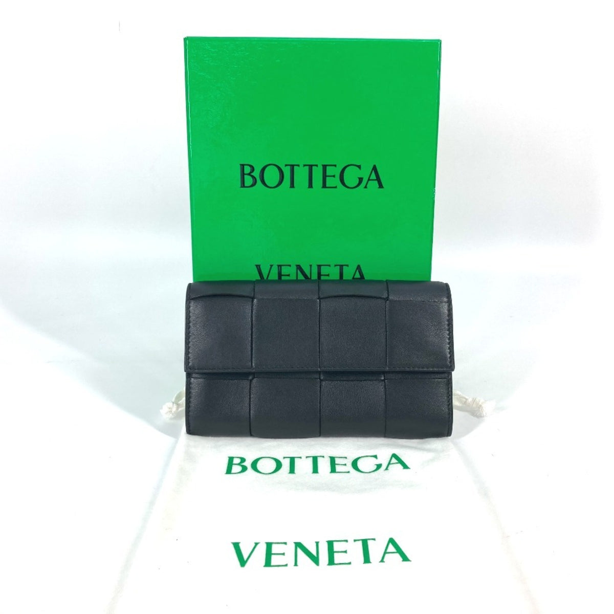 Bottega Veneta Black Leather Long Wallet (Bi-Fold) (Pre-Owned)