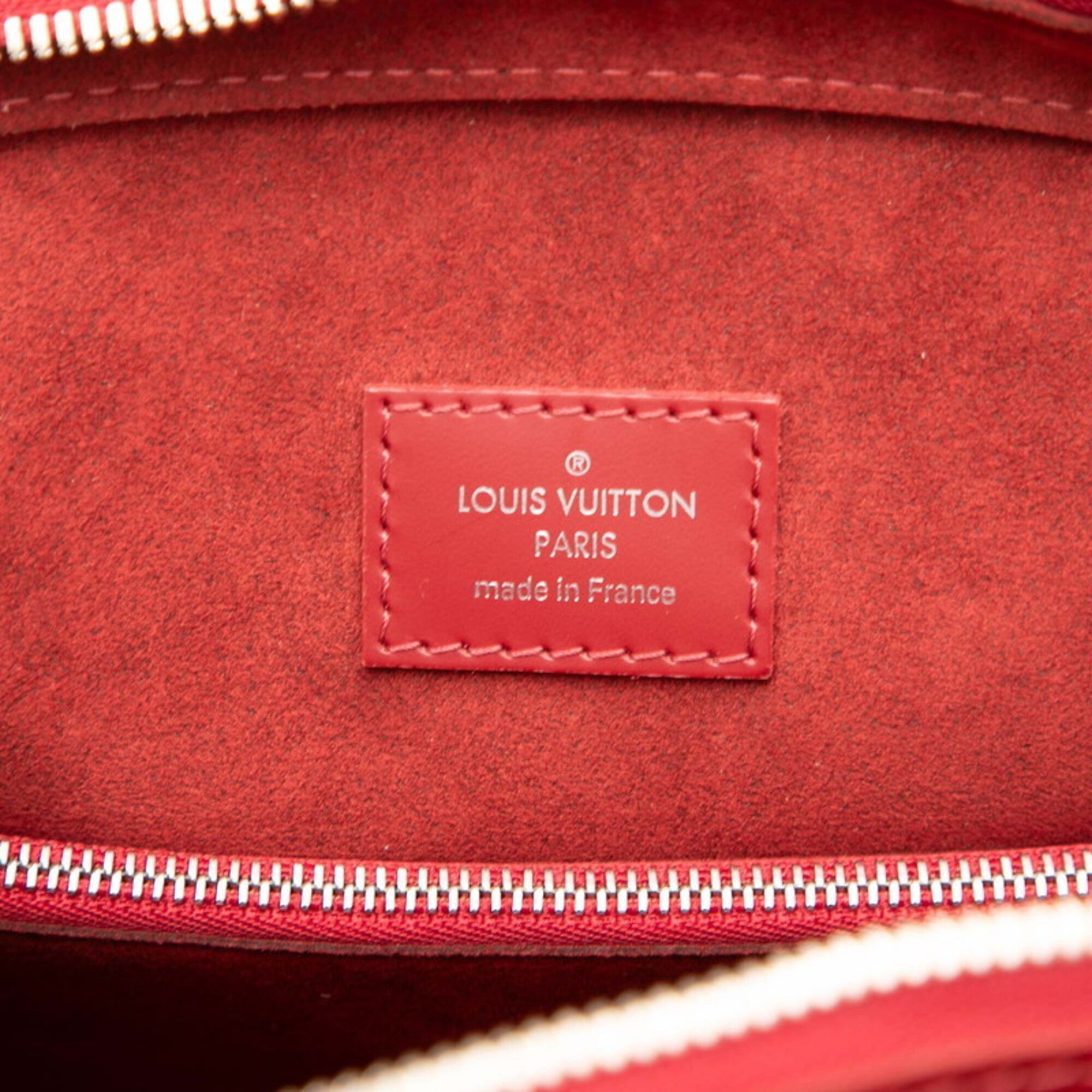 Louis Vuitton Red Color Ruby Leather Handbag (Pre-Owned)