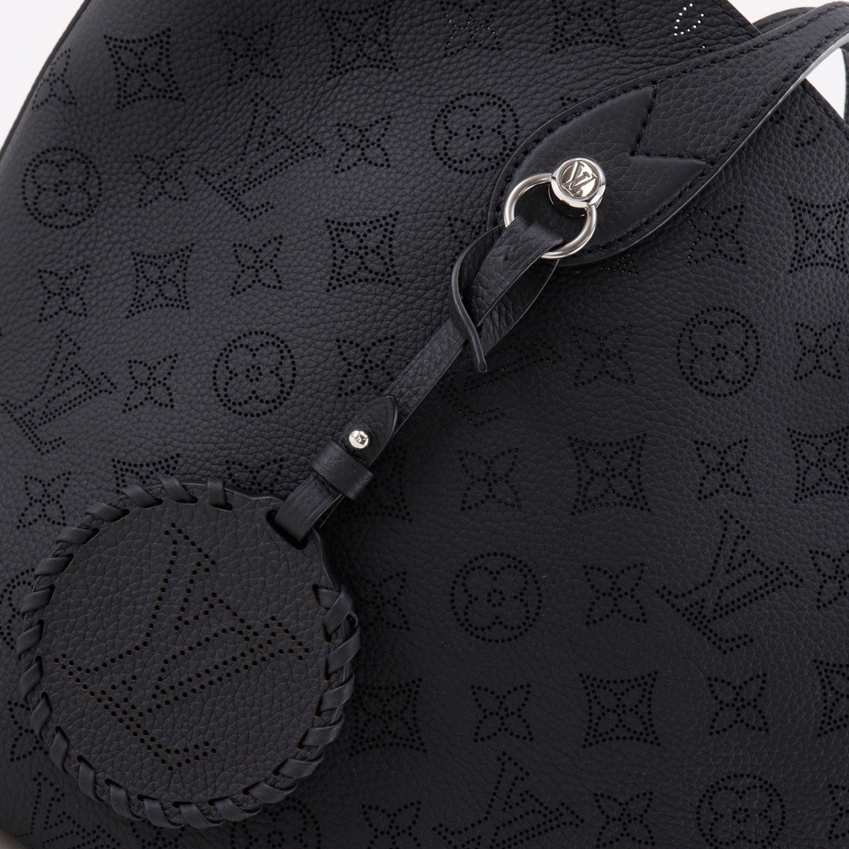 Louis Vuitton Black Noir Monogram Mahina Leather Tote Bag (Pre-Owned)