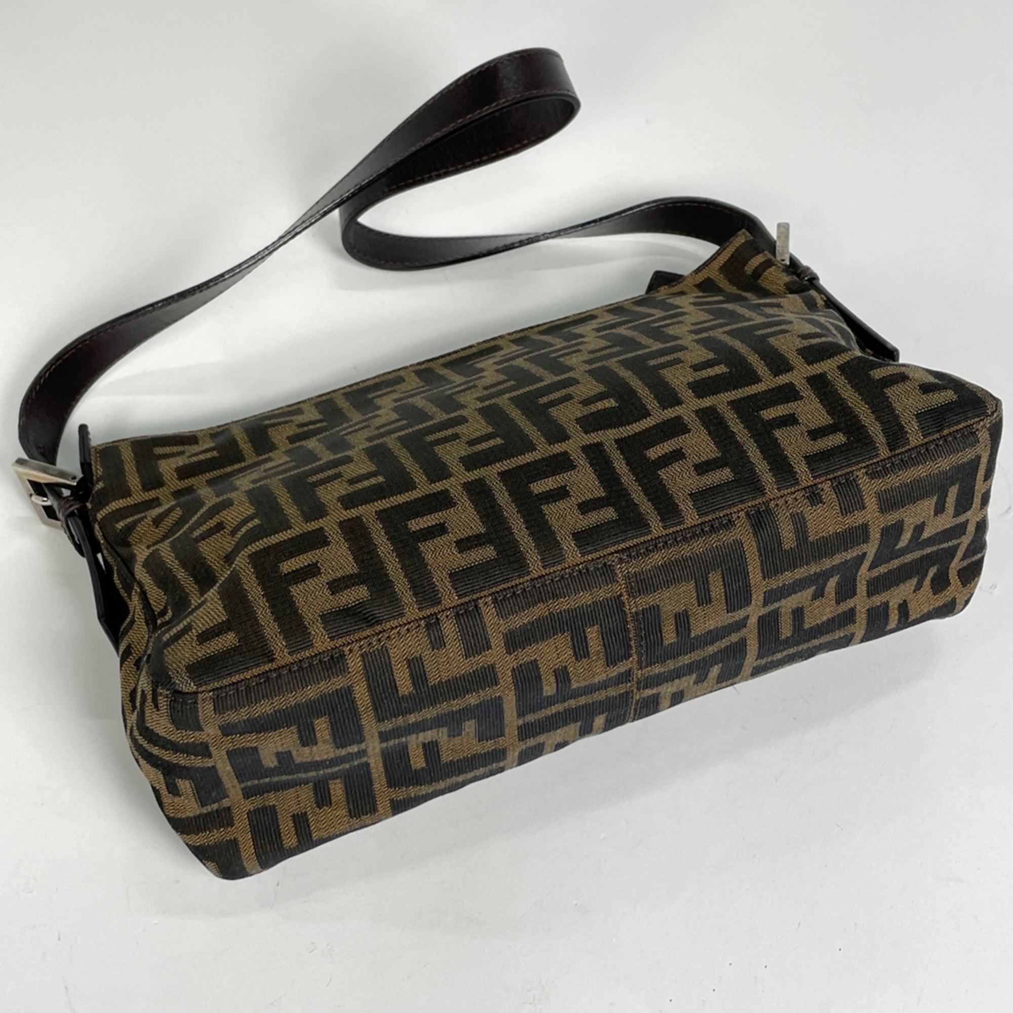 Fendi Brown Canvas Leather Handbag Shoulder Bag (Pre-Owned)