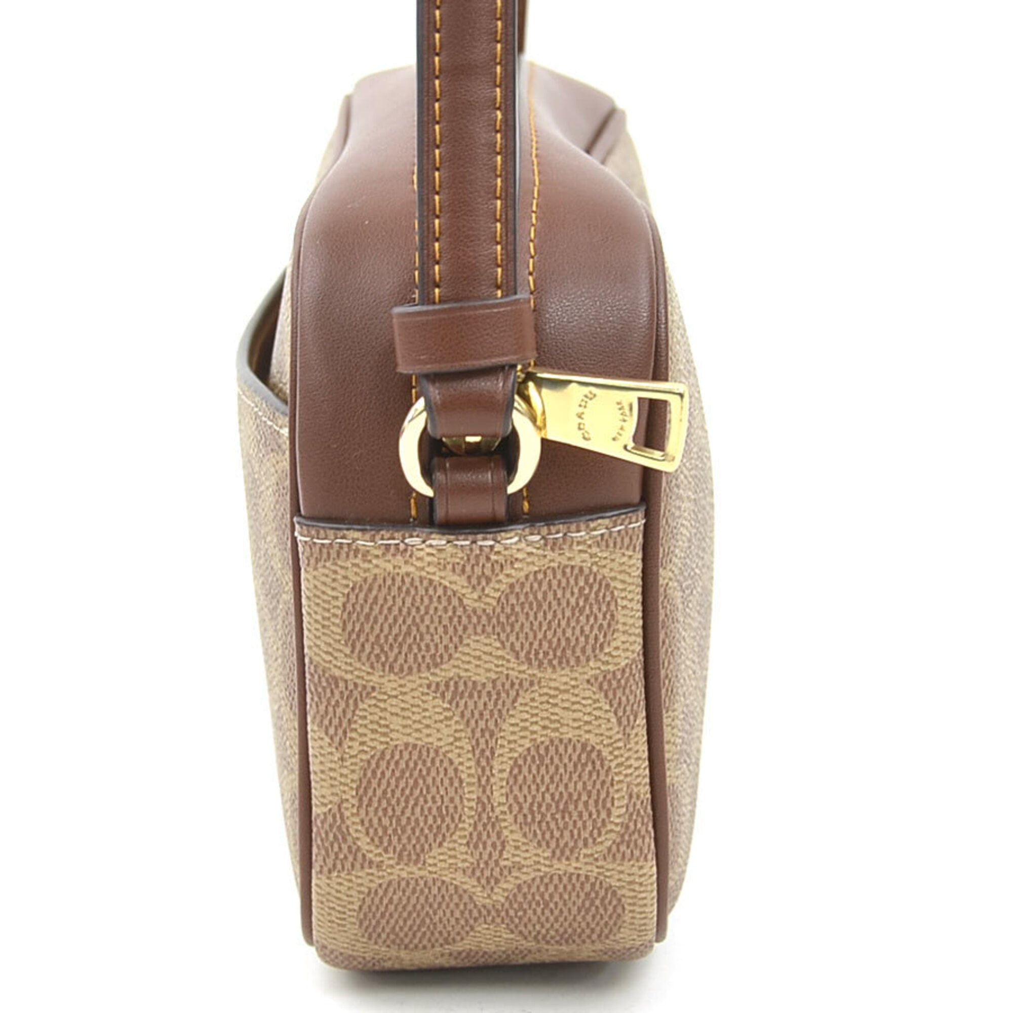 Coach Brown Leather Shoulder Bag (Pre-Owned)