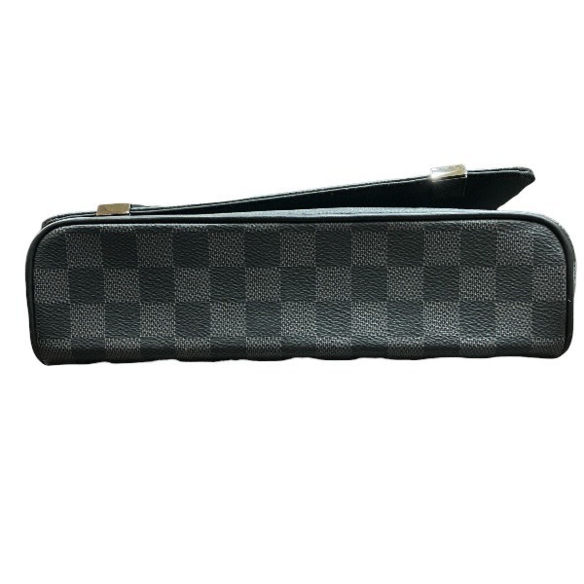 Louis Vuitton Black Handbag Shoulder Bag (Pre-Owned)