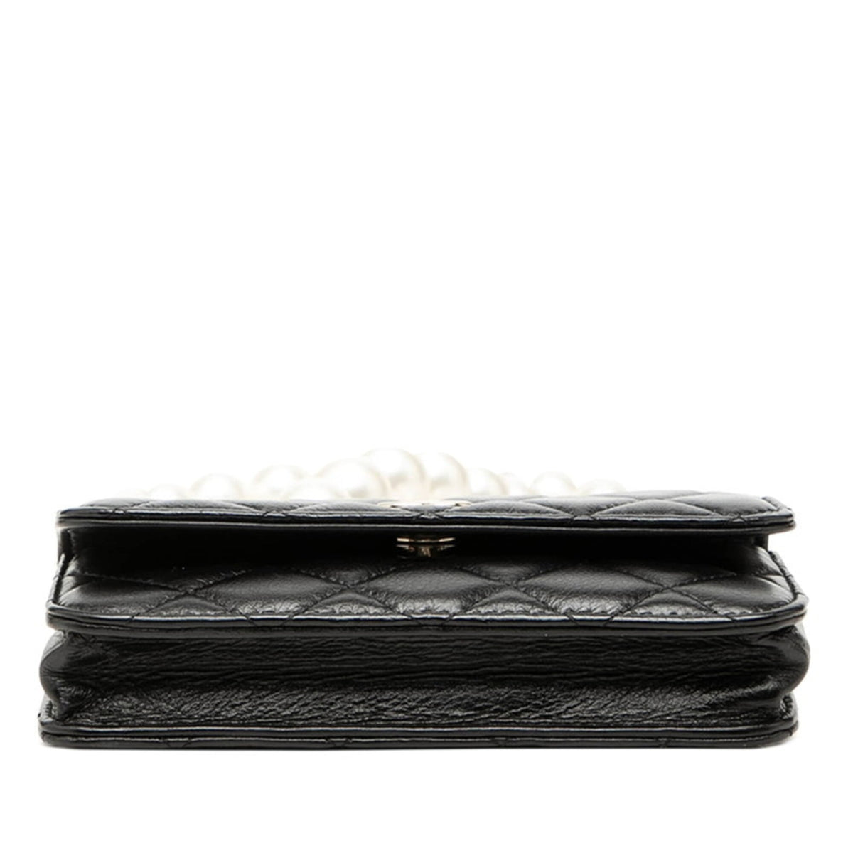Chanel Black Leather Artificial Pearl Shoulder Bag (Pre-Owned)