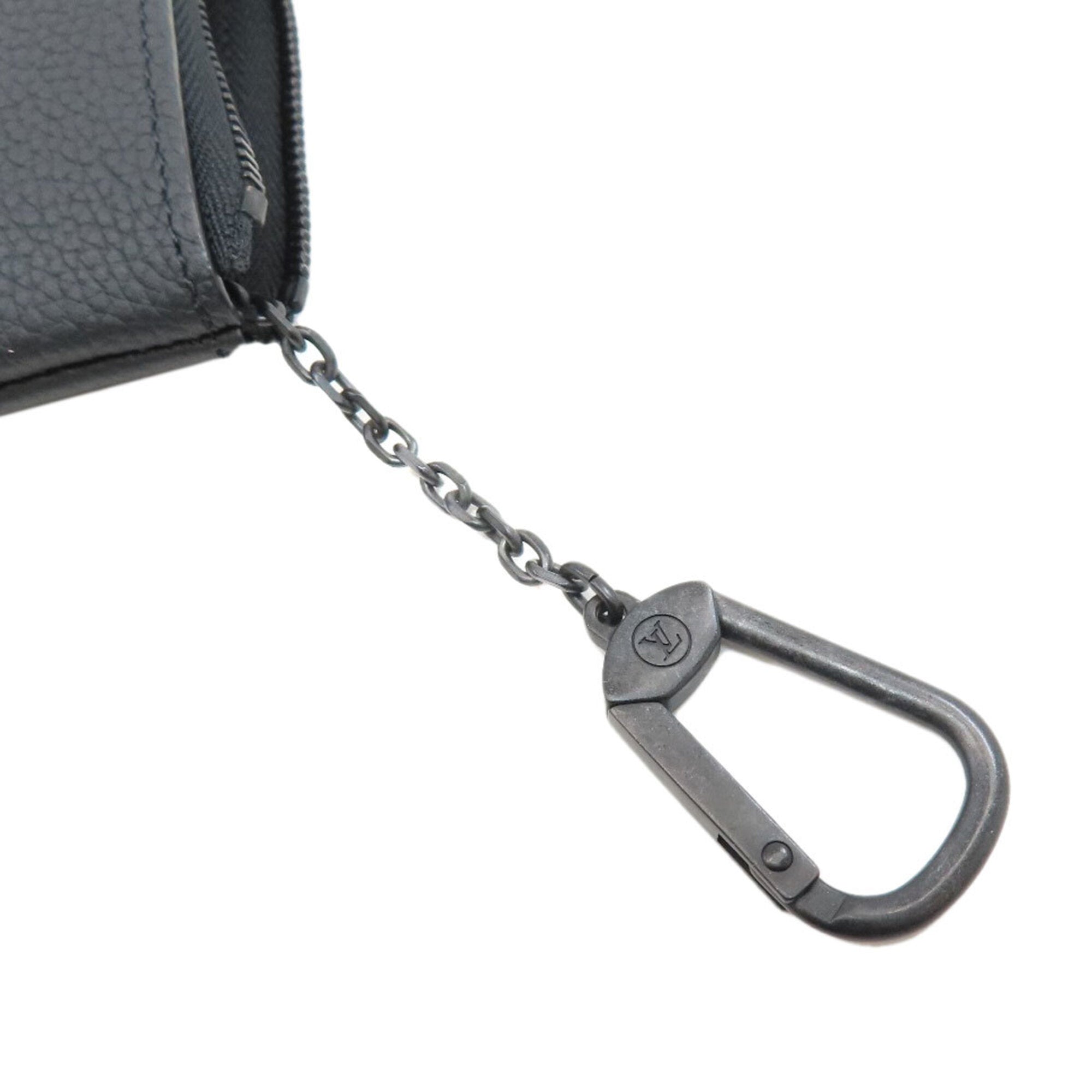 Louis Vuitton Noir Leather Pochette (Pre-Owned)