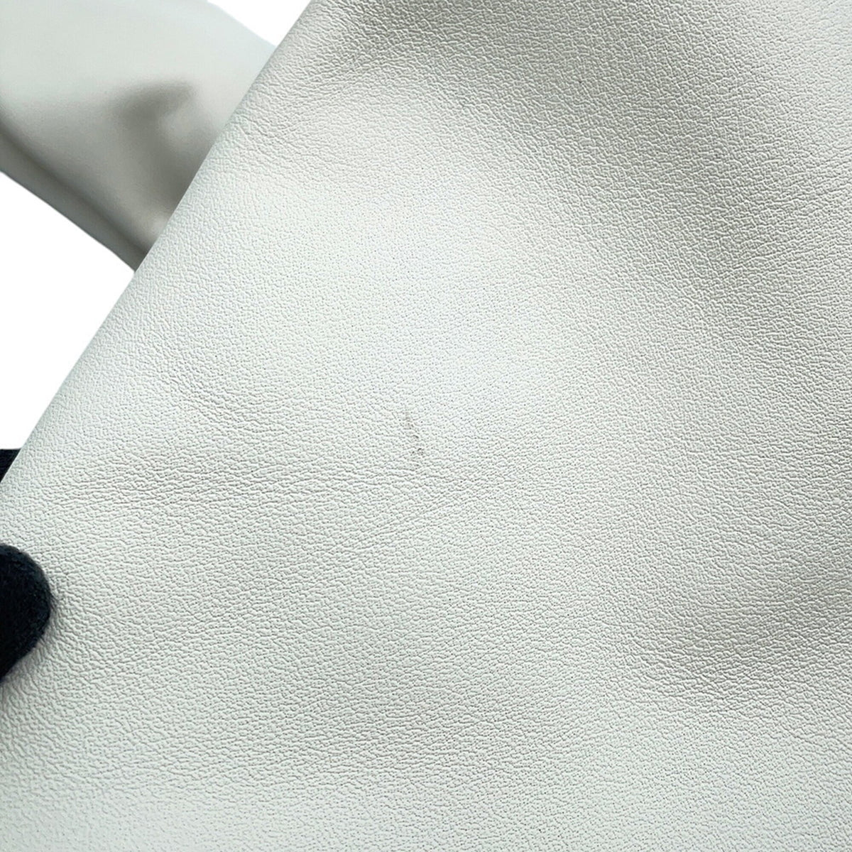 Bottega Veneta White Leather Handbag (Pre-Owned)