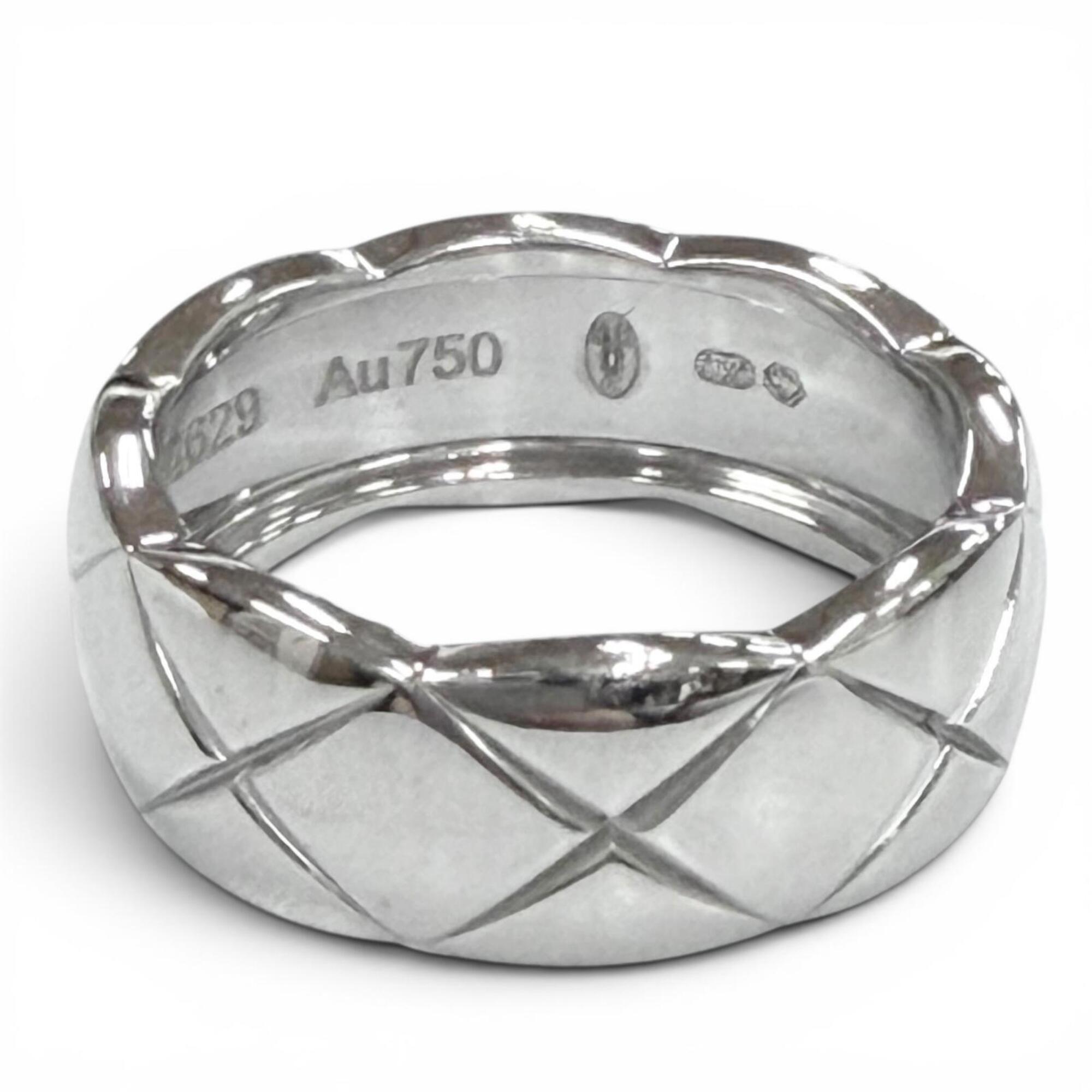 Chanel Silver Band Ring (Pre-Owned)