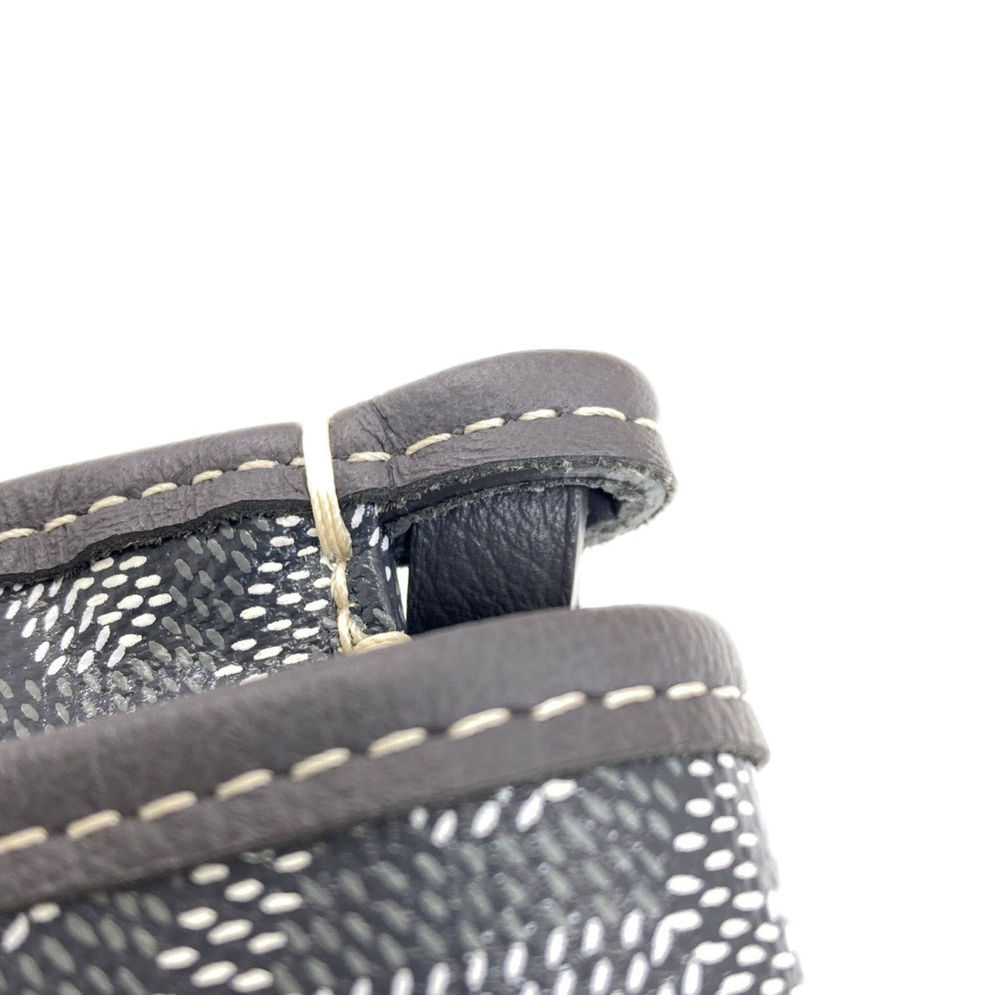 Goyard Gray Coated Canvas Pouch Shoulder Bag (Pre-Owned)