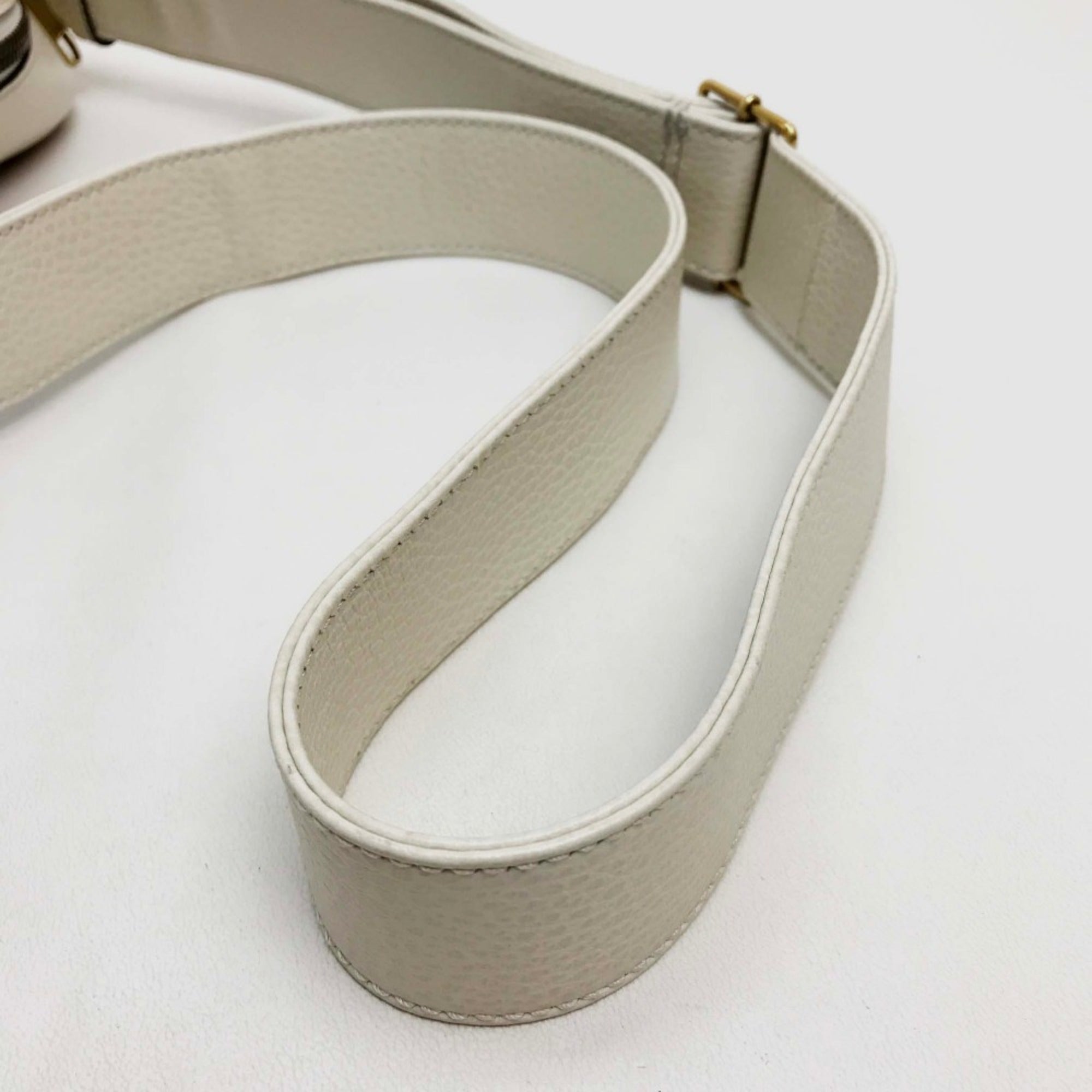 Gucci White Leather Shoulder Bag (Pre-Owned)