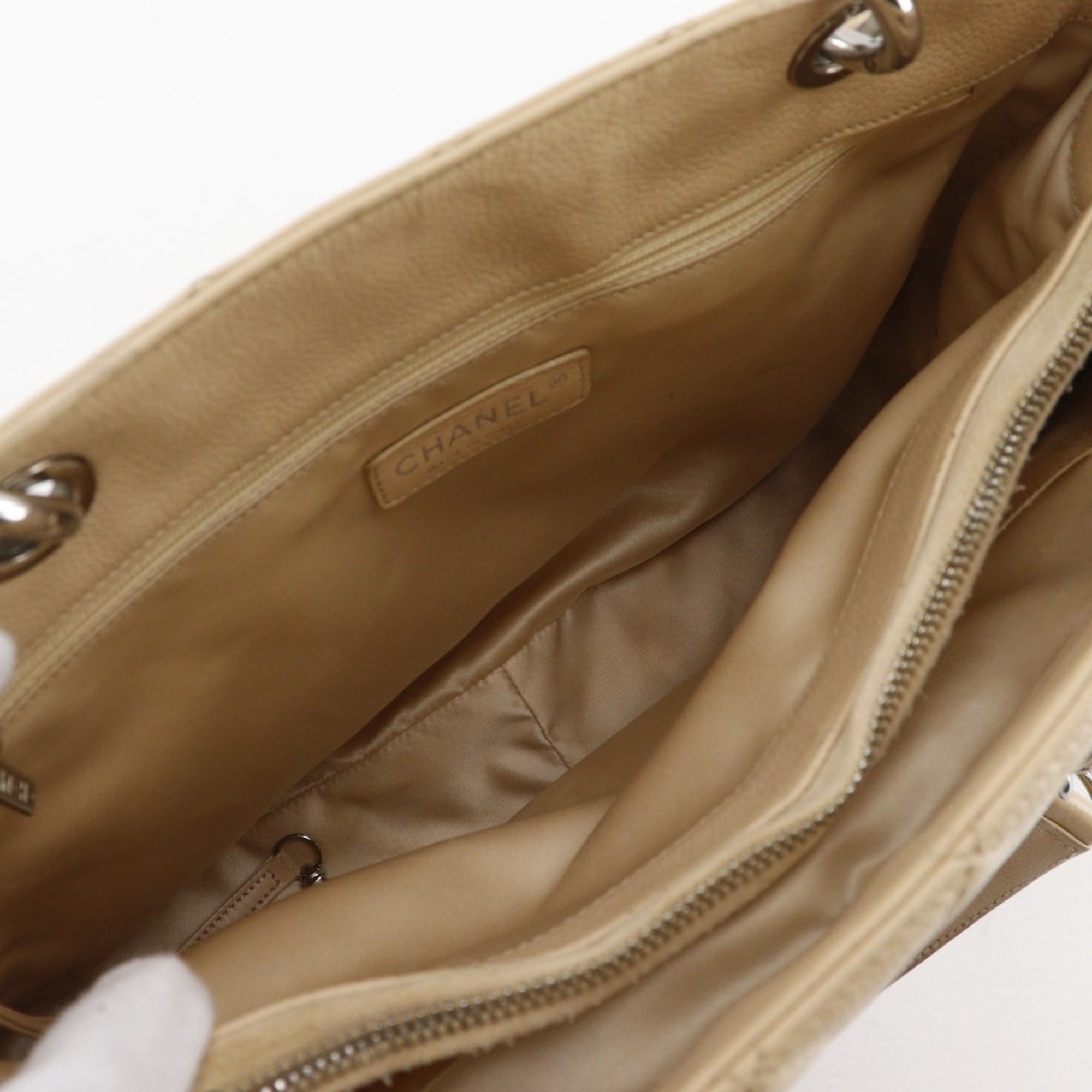 Chanel Beige Grained Calfskin Tote Bag (Pre-Owned)