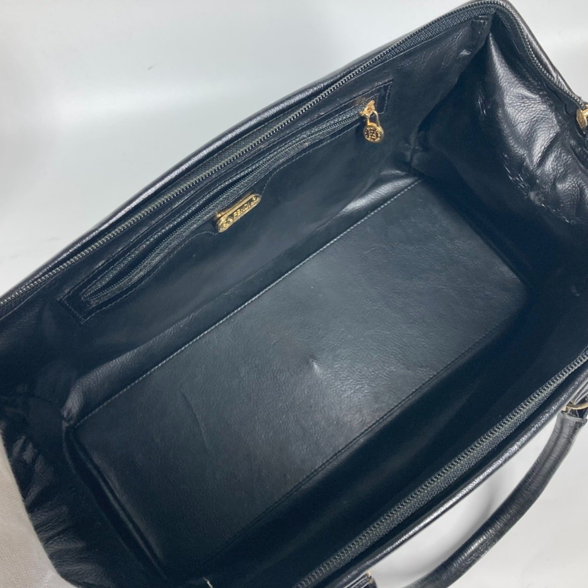 Fendi Black Leather Handbag Shoulder Bag (Pre-Owned)