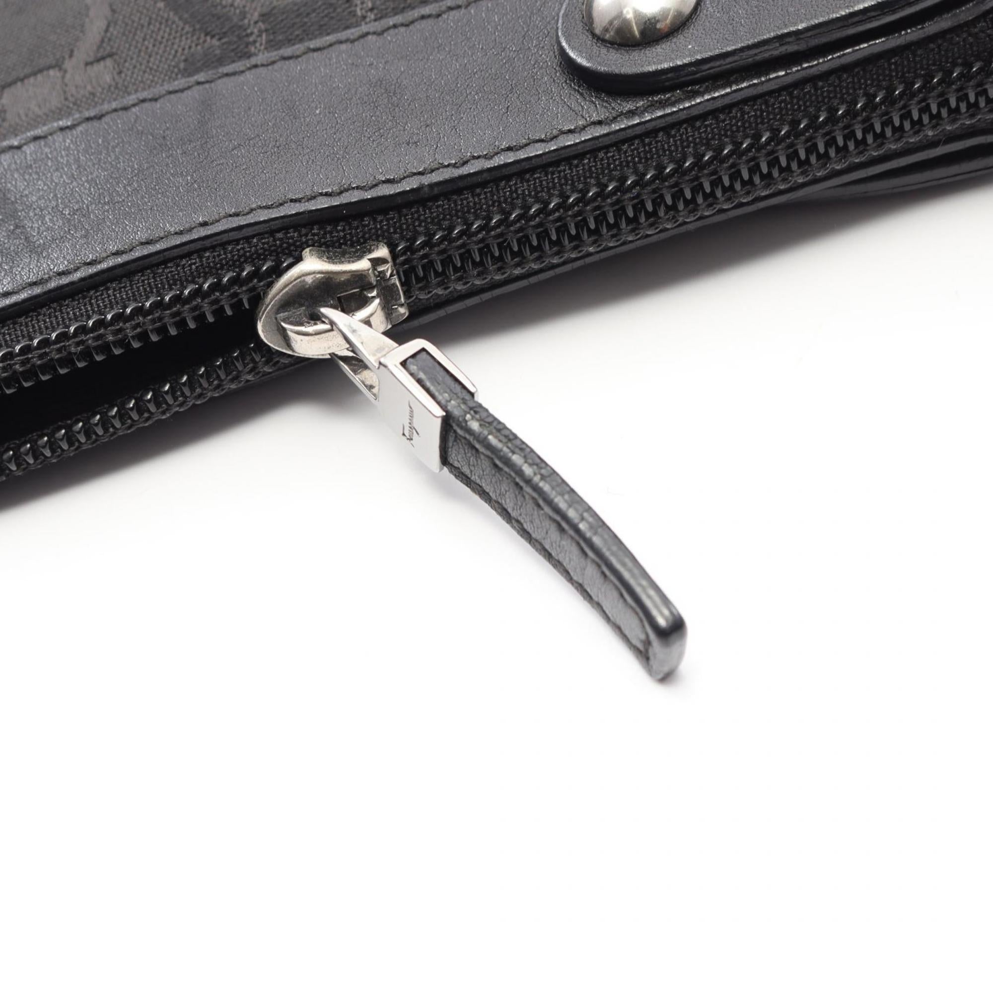 Salvatore Ferragamo Black Canvas Leather Handbag Shoulder Bag (Pre-Owned)