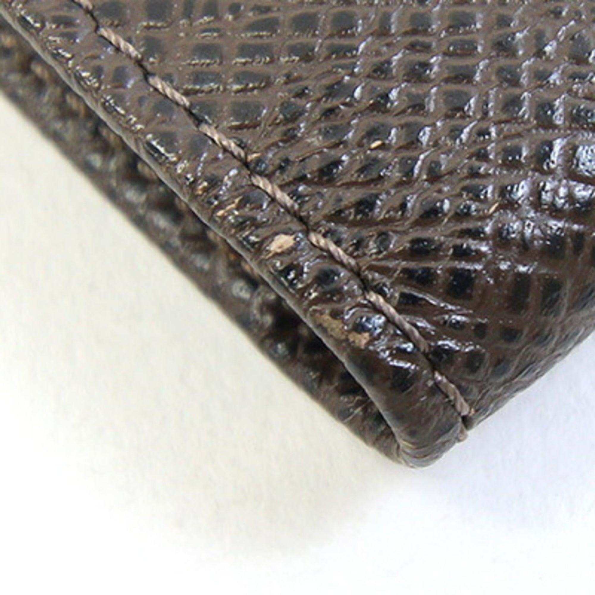 Louis Vuitton Grizzly Taiga Leather Long Bill Wallet (Bi-Fold) (Pre-Owned)