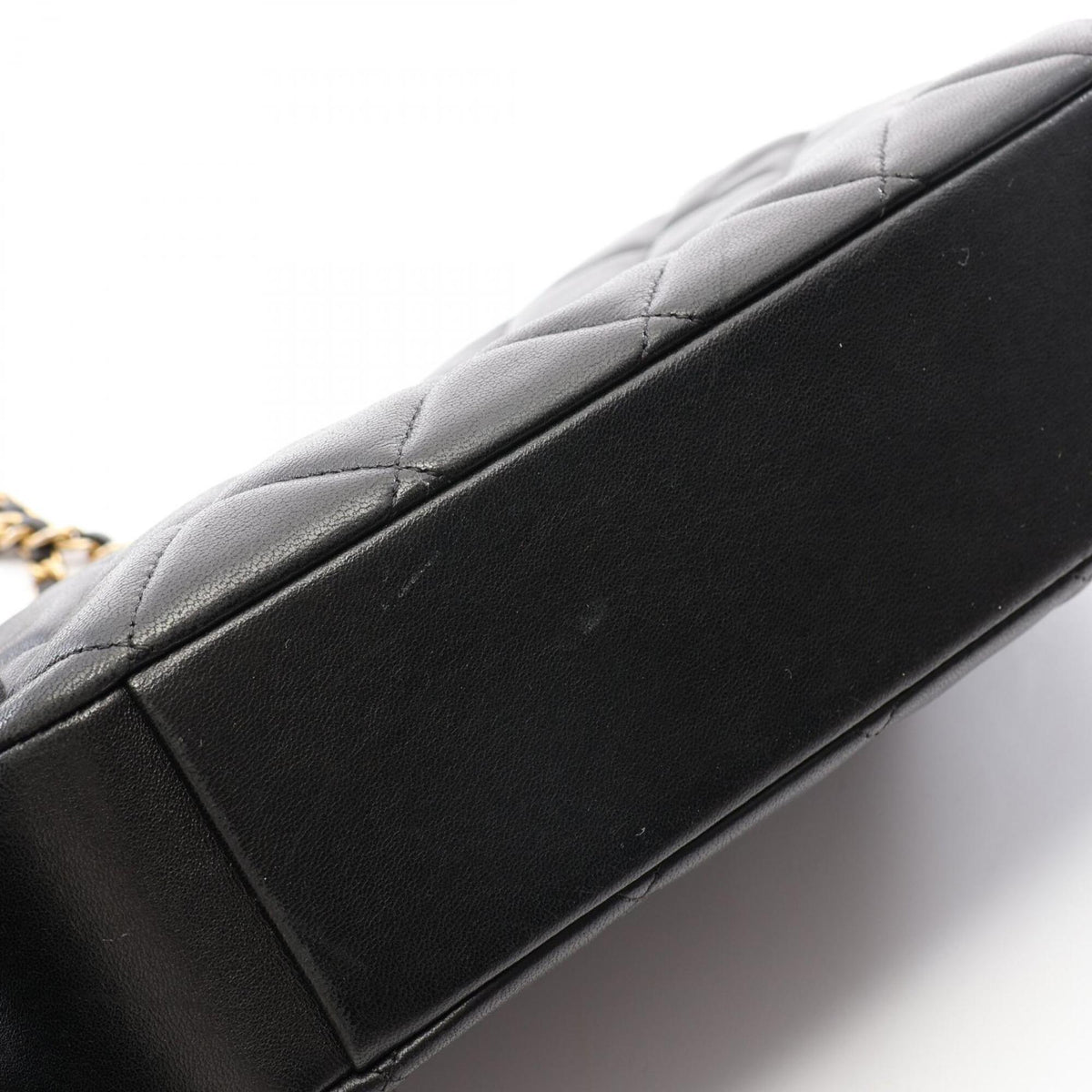 Chanel Black Leather Handbag Shoulder Bag (Pre-Owned)