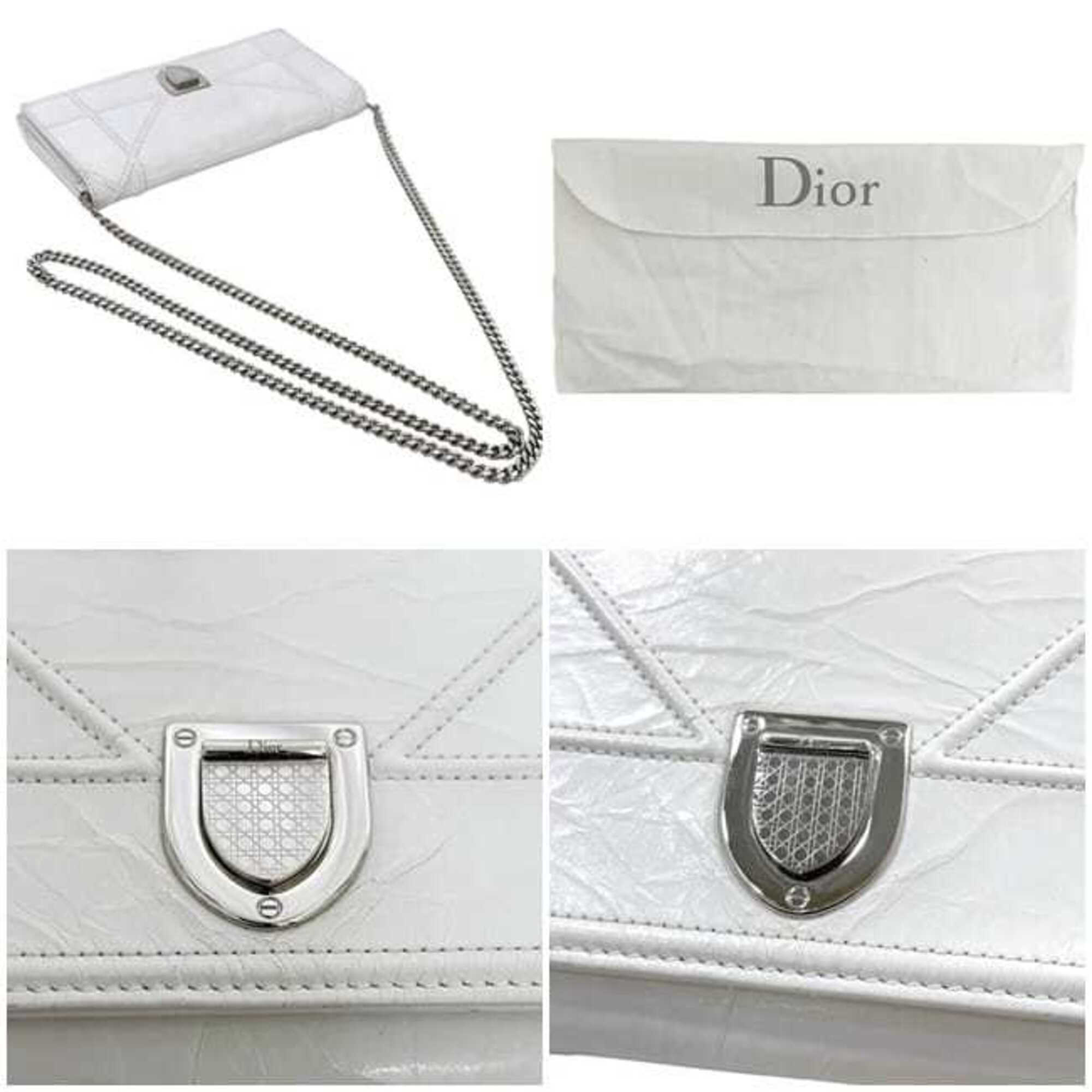 Christian Dior White Leather Shoulder Bag (Pre-Owned)