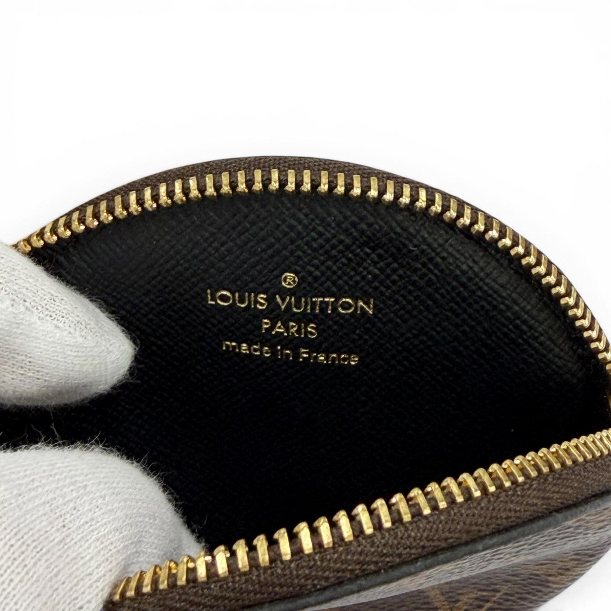 Louis Vuitton Brown Leather Pochette (Pre-Owned)