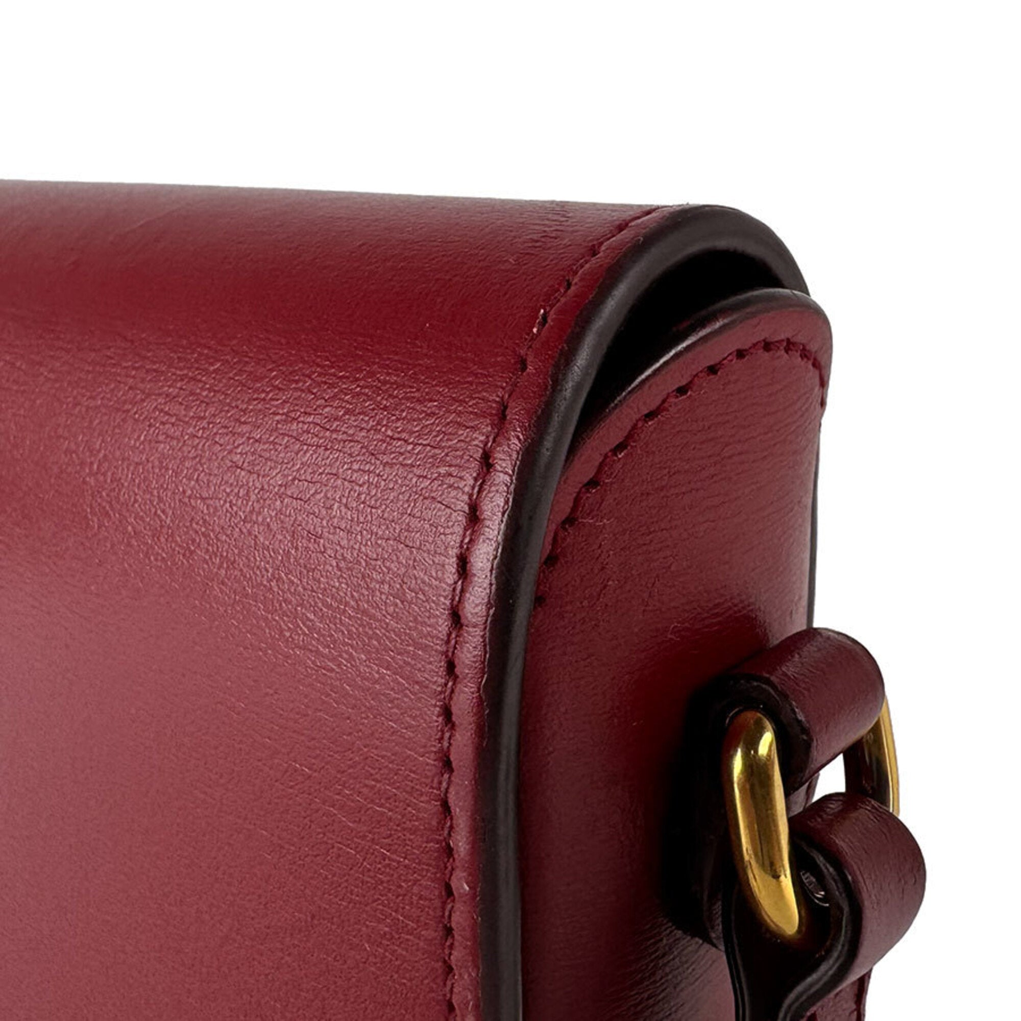 Gucci Red Color Leather Shoulder Bag (Pre-Owned)