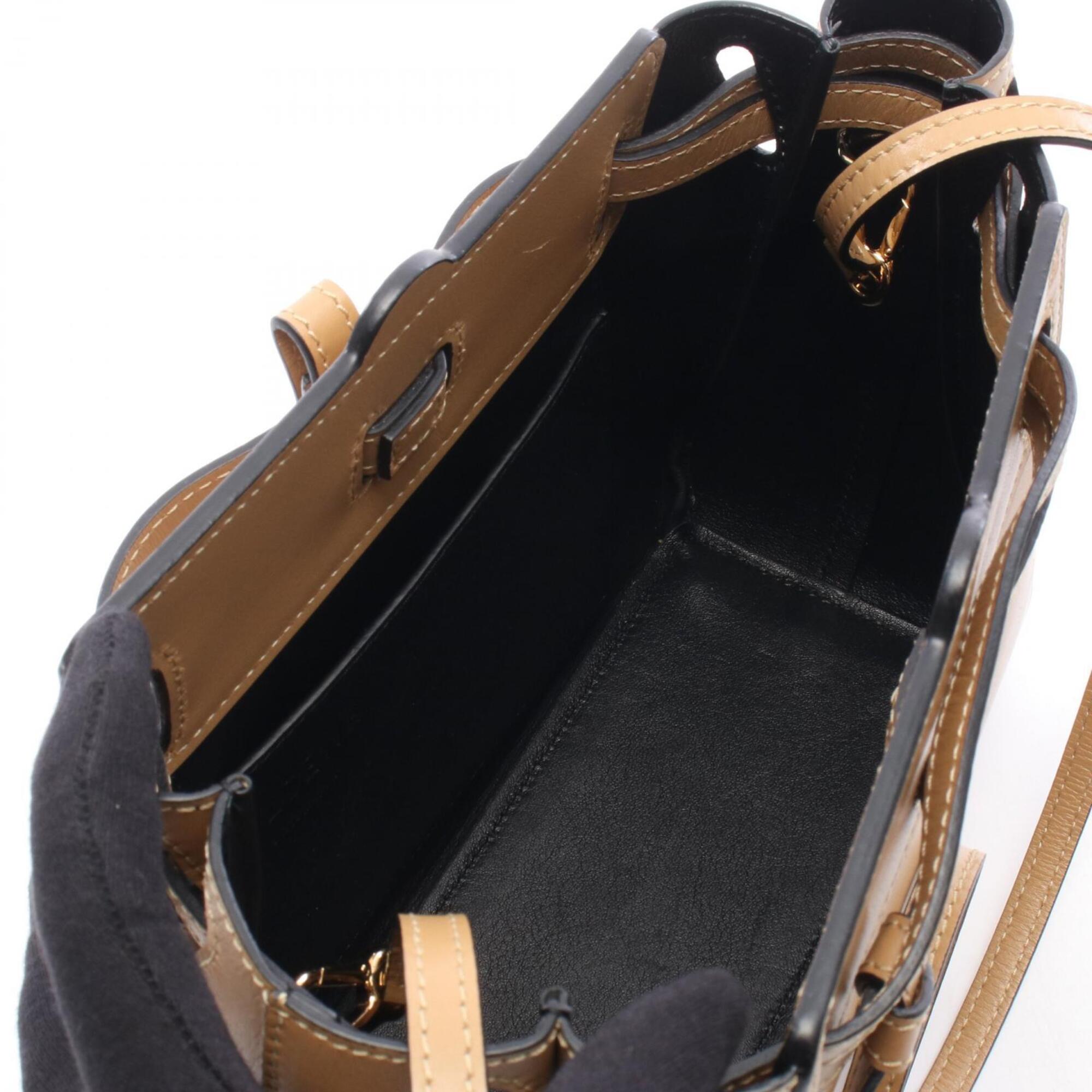 Loewe Beige Leather Handbag (Pre-Owned)