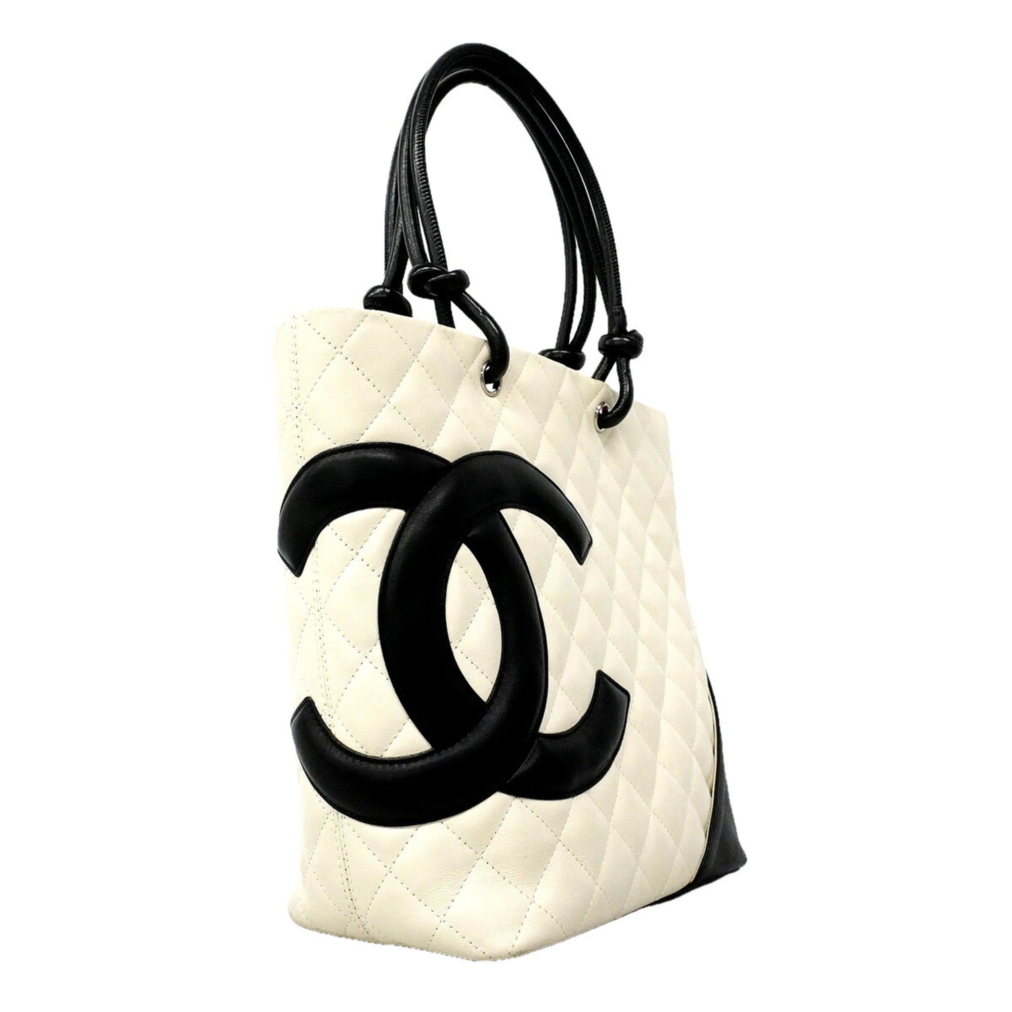 Chanel White Leather Tote Bag (Pre-Owned)