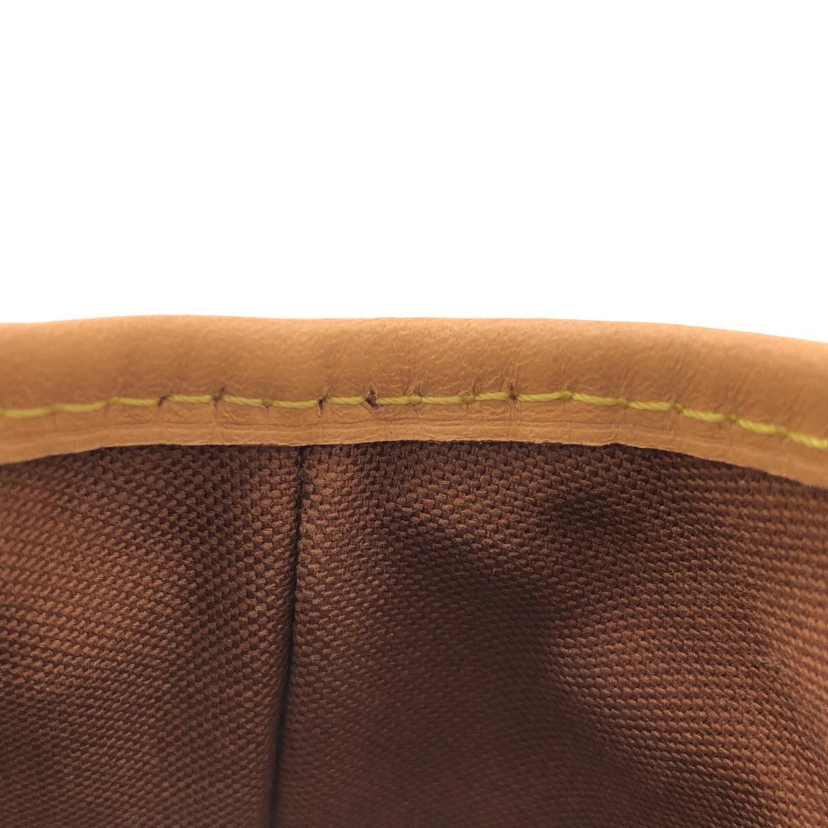Louis Vuitton Brown Coated Canvas Handbag Pouch (Pre-Owned)