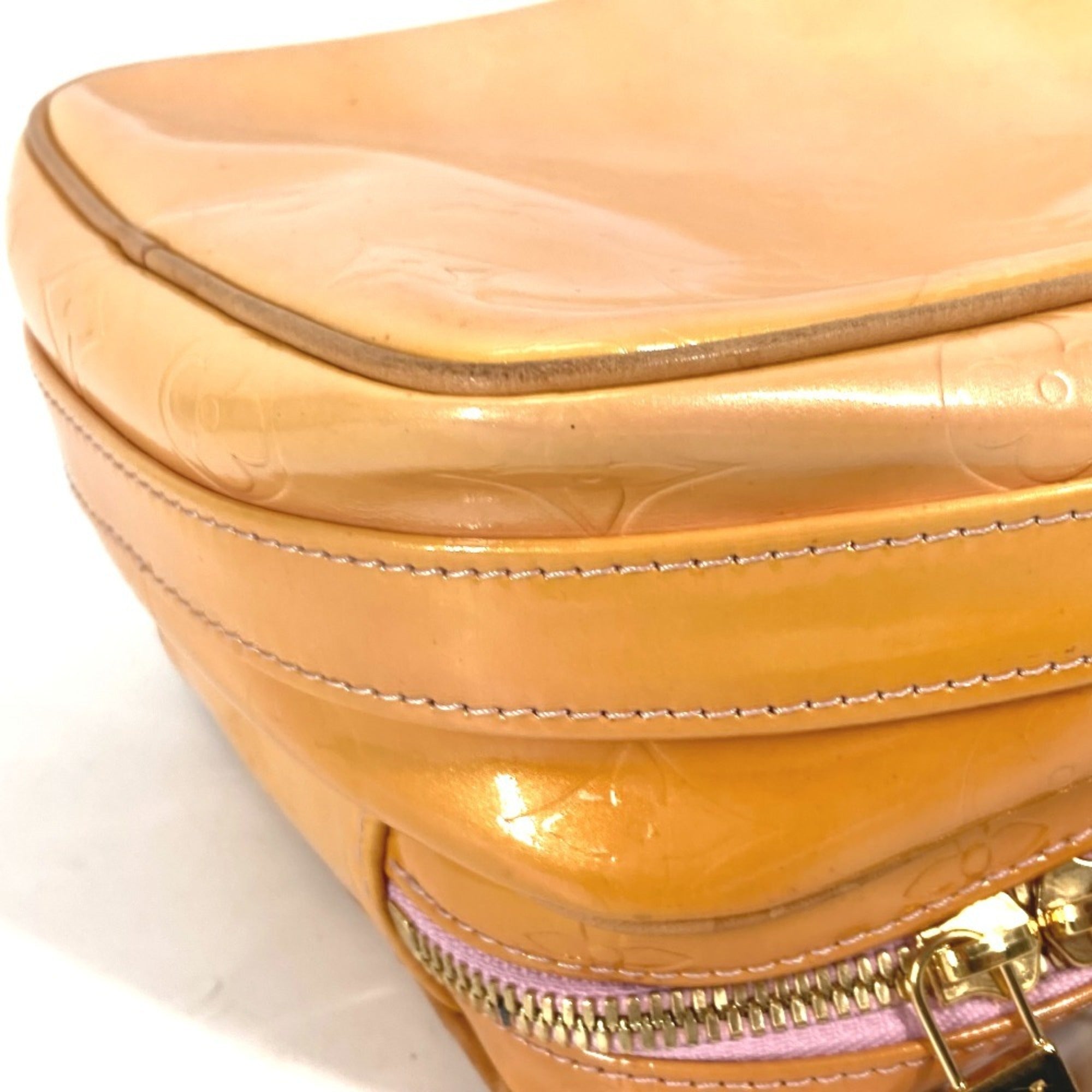 Louis Vuitton Pink Rose Rose Pink Monogram Vernis Pochette Shoulder Bag (Pre-Owned)