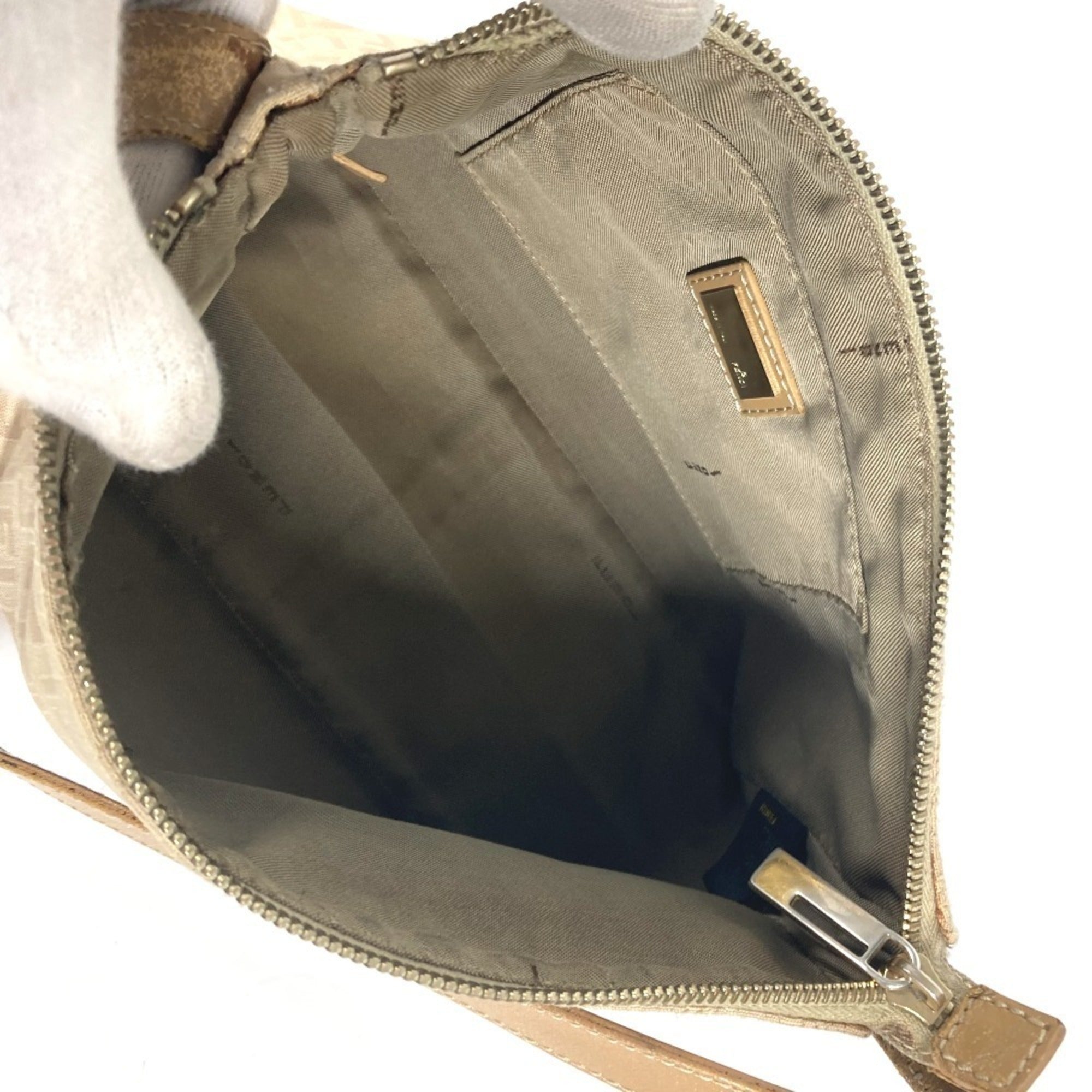 Fendi Beige Leather Canvas Shoulder Bag (Pre-Owned)