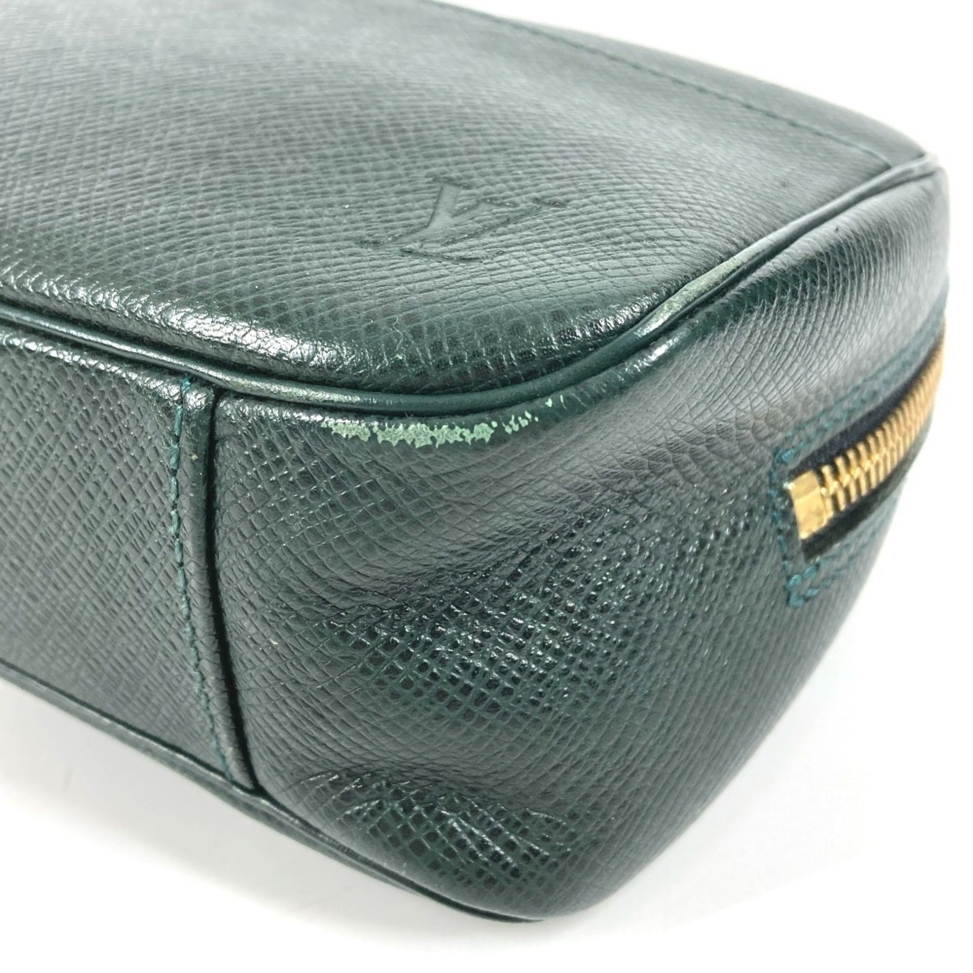 Louis Vuitton Taiga Episea Khaki Taiga Leather Clutch Bag Handbag (Pre-Owned)