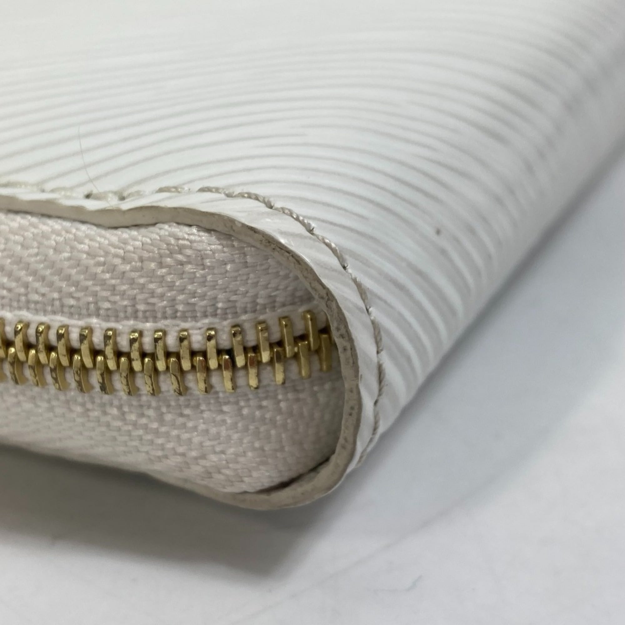 Louis Vuitton Epi Blanc White Epi Leather Coin Purse/Coin Case (Pre-Owned)