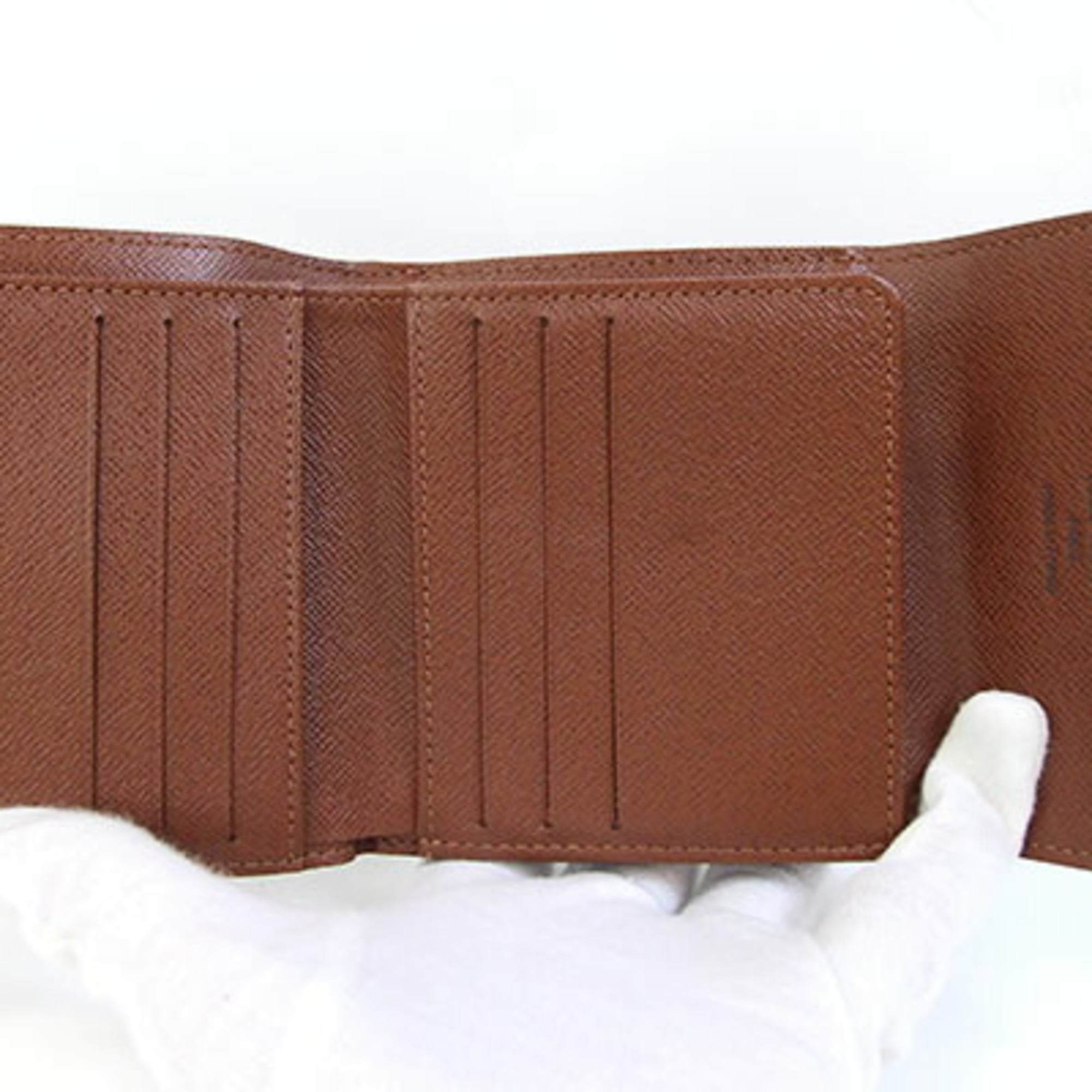 Louis Vuitton Monogram Monogram Wallet (Tri-Fold) (Pre-Owned)