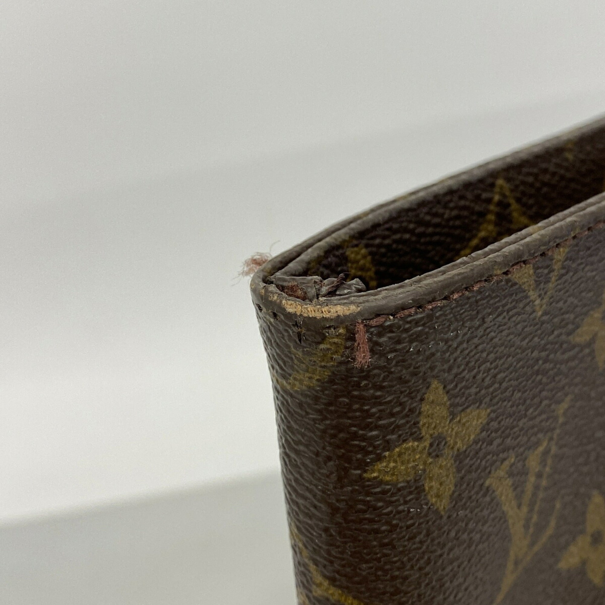 Louis Vuitton Brown Tote Bag (Pre-Owned)