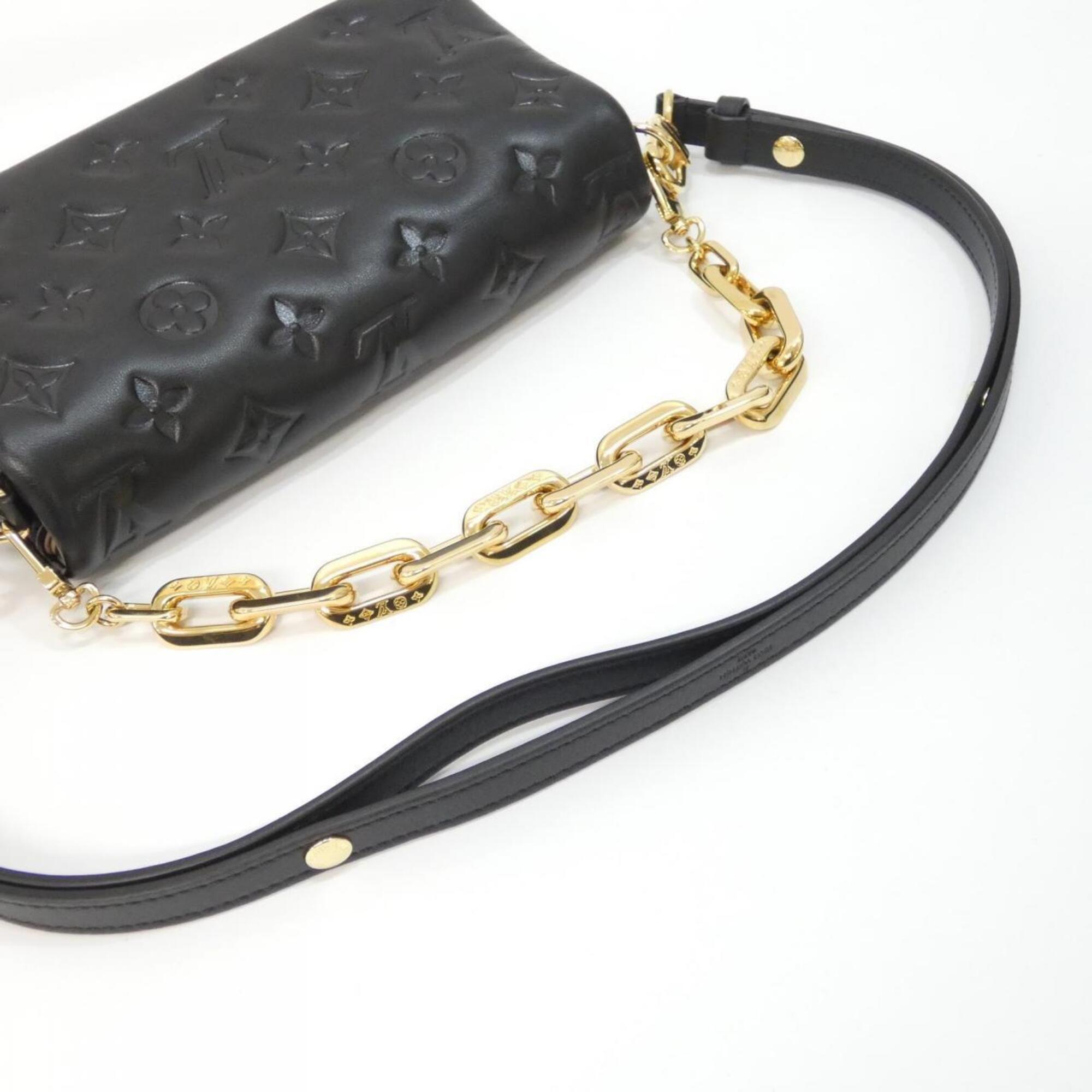 Louis Vuitton Black Leather Pochette Shoulder Bag (Pre-Owned)