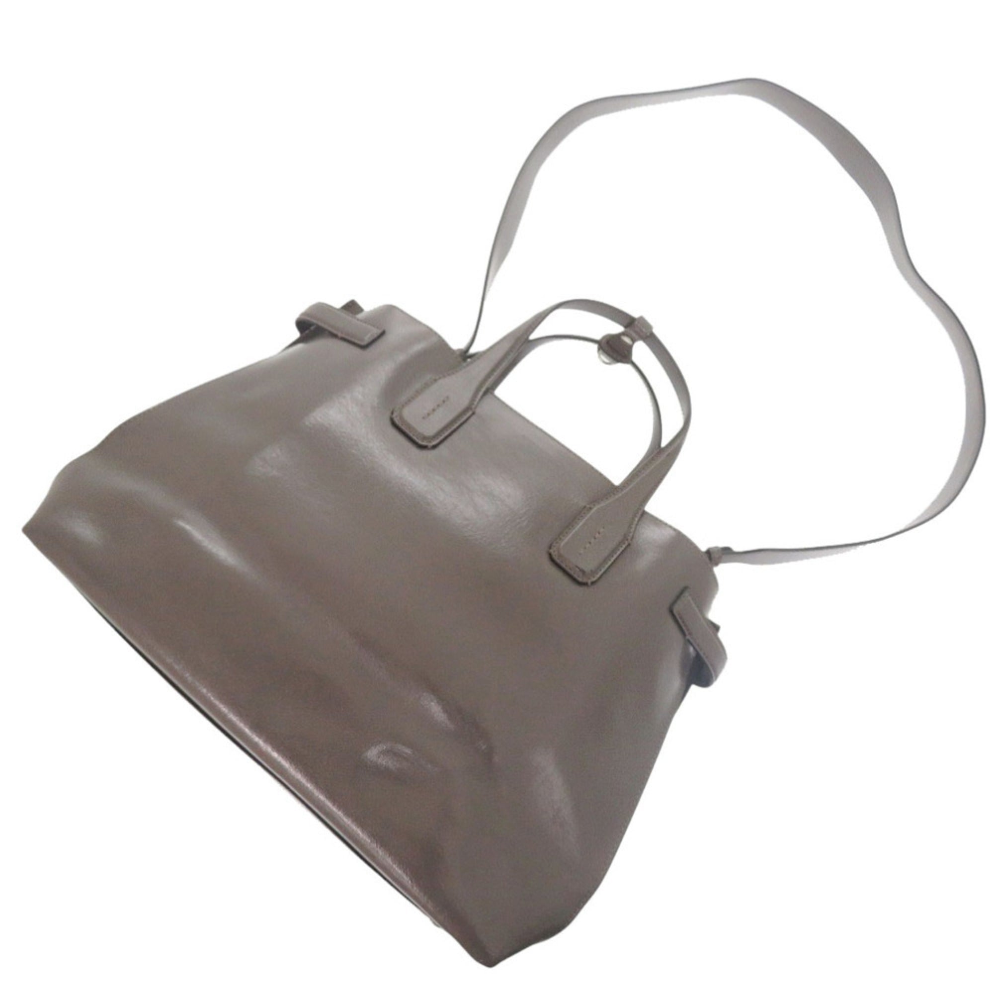 Burberry Gray Patent Leather Shoulder Bag (Pre-Owned)