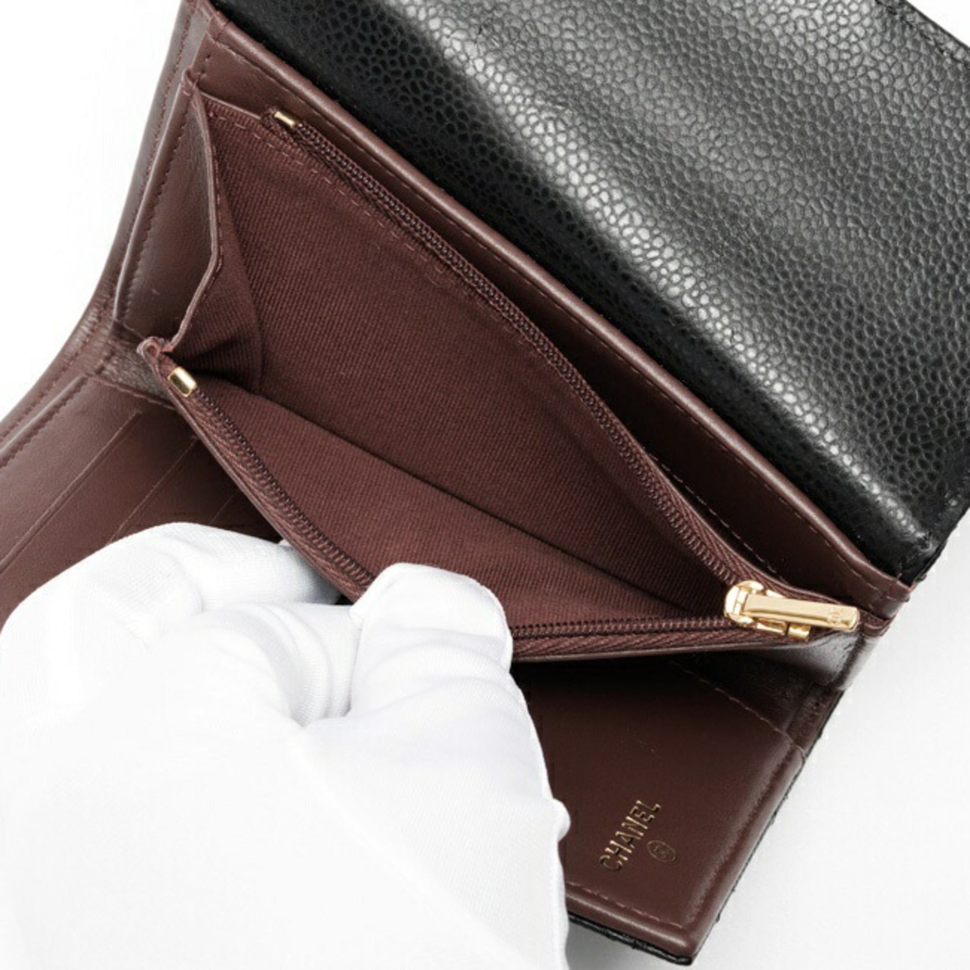 Chanel Black Grained Calfskin Wallet (Tri-Fold) (Pre-Owned)