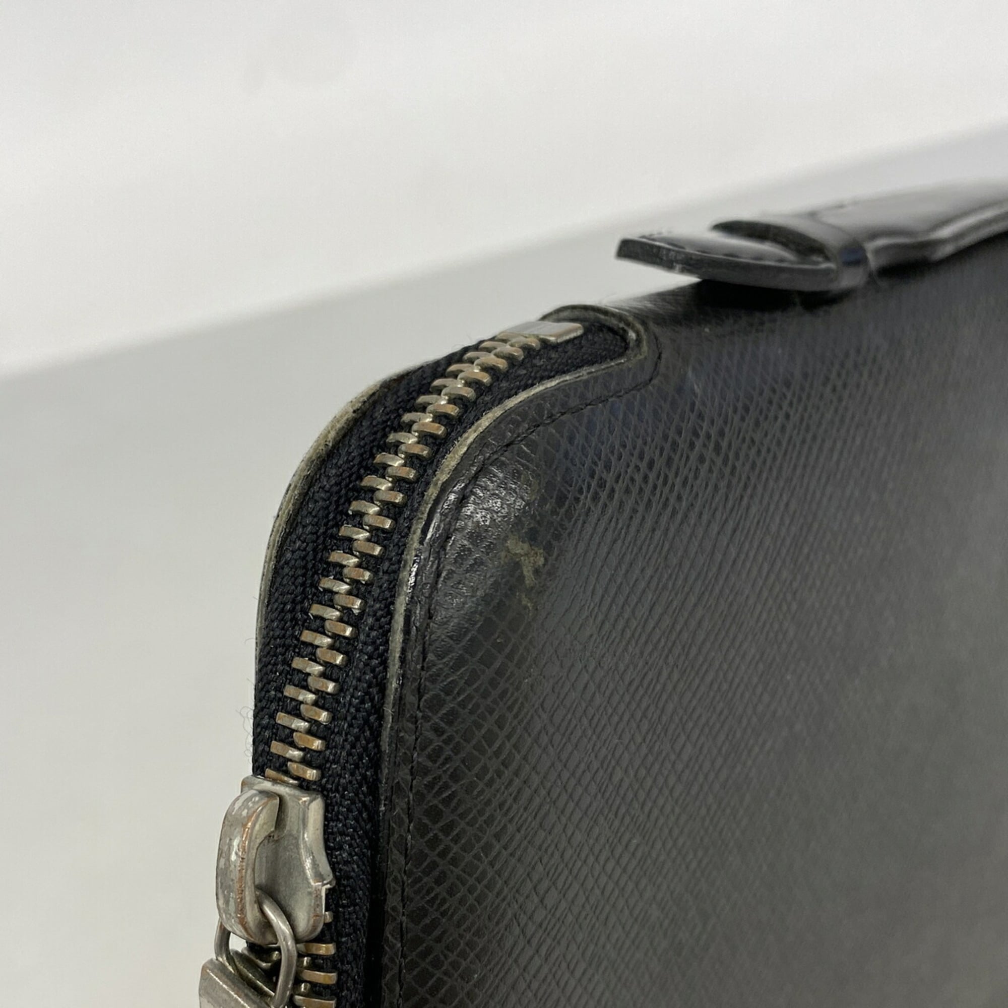 Louis Vuitton Ardoise Long Wallet (Bi-Fold) (Pre-Owned)