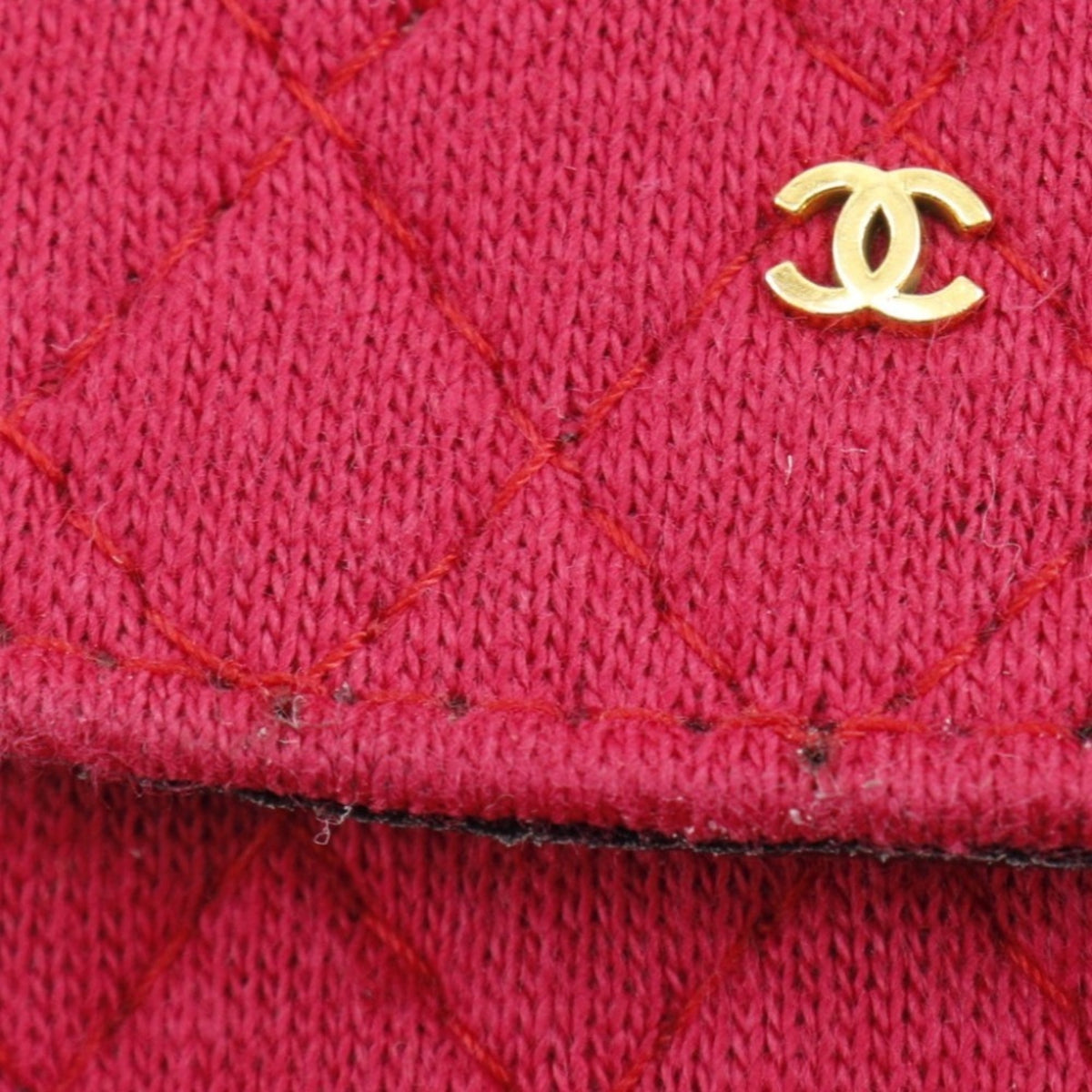 Chanel Red Color Cotton Pouch (Pre-Owned)