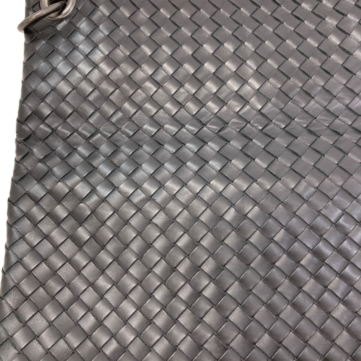 Bottega Veneta Intrecciato Black Leather Shoulder Bag (Pre-Owned)