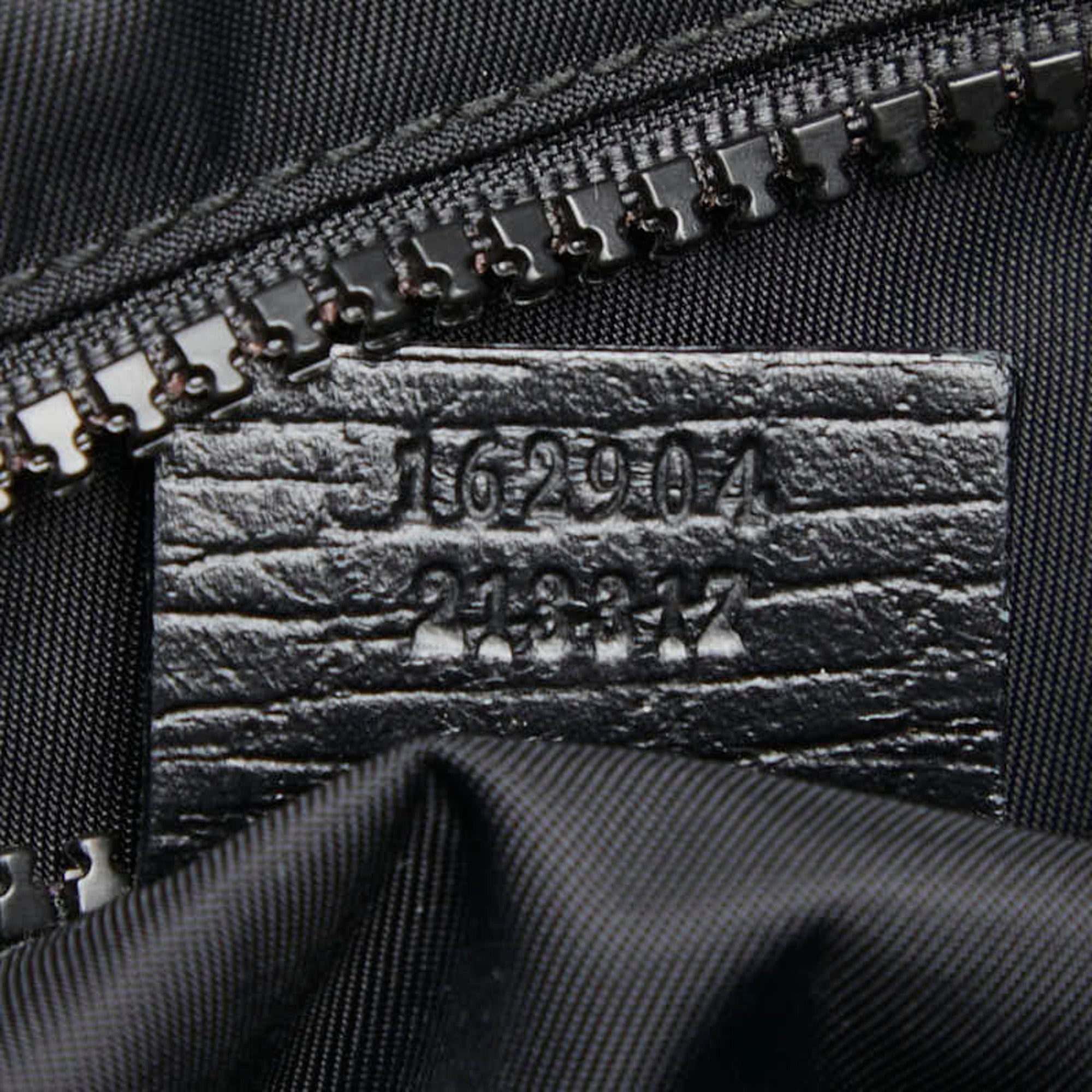 Gucci Black Gray Gg Supreme Shoulder Bag (Pre-Owned)