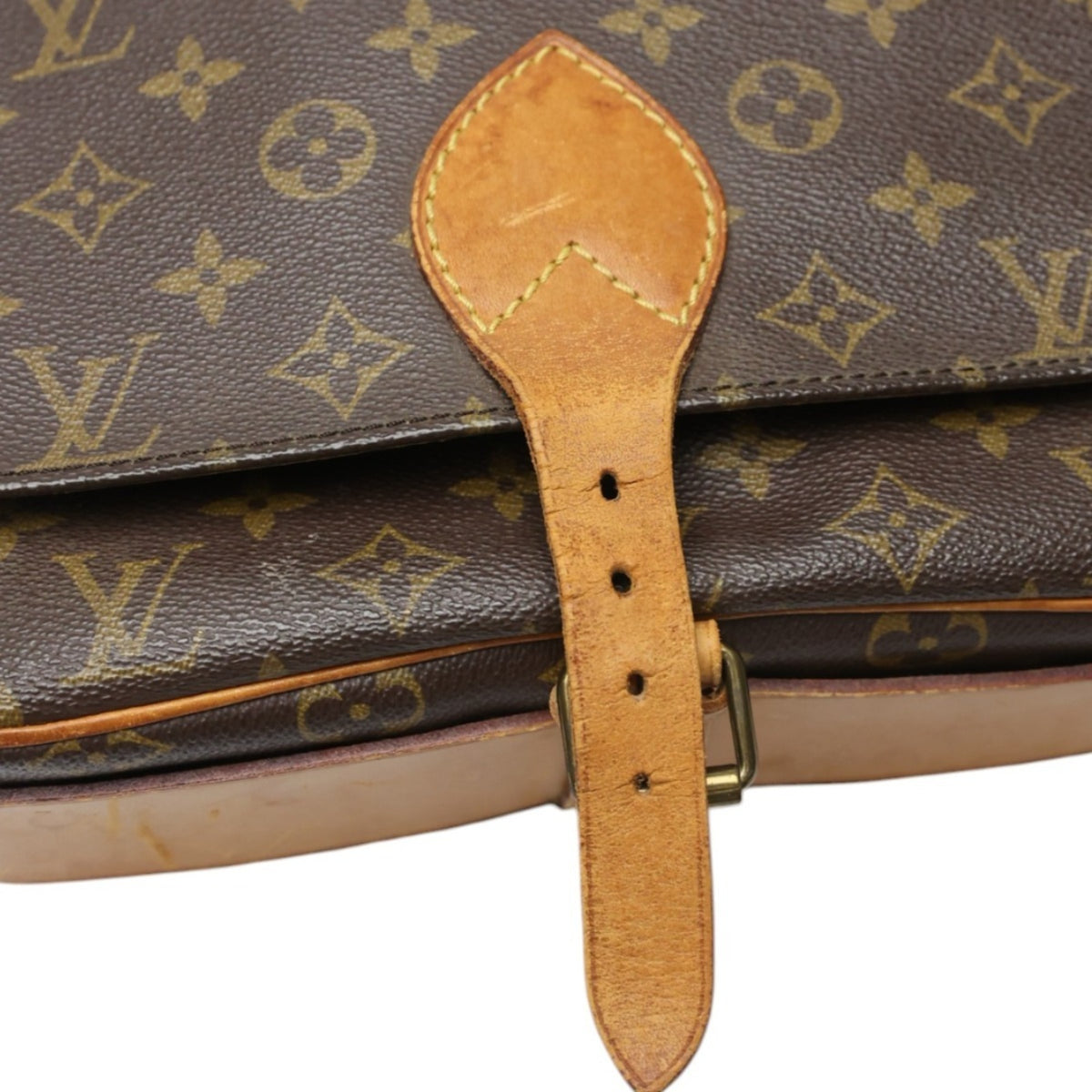 Louis Vuitton Brown Monogram Monogram Shoulder Bag (Pre-Owned)