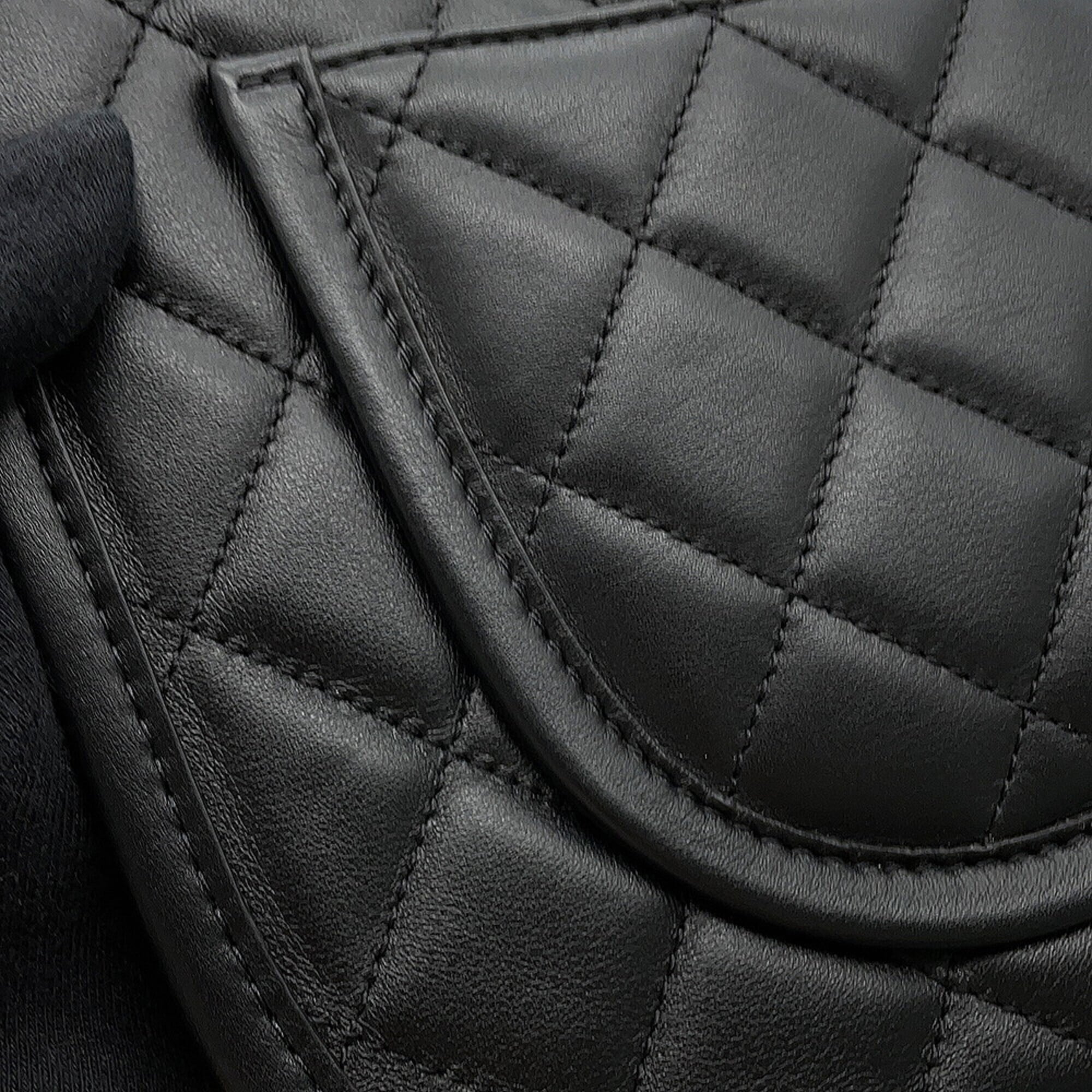 Chanel Matelasse Black Leather Handbag Shoulder Bag (Pre-Owned)