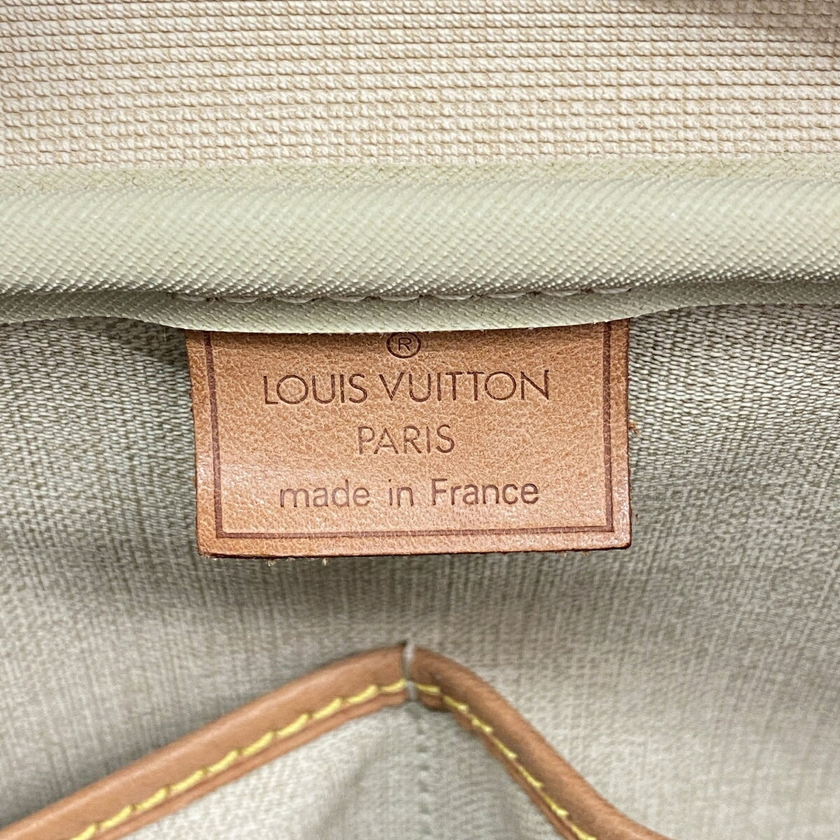 Louis Vuitton Brown Handbag (Pre-Owned)