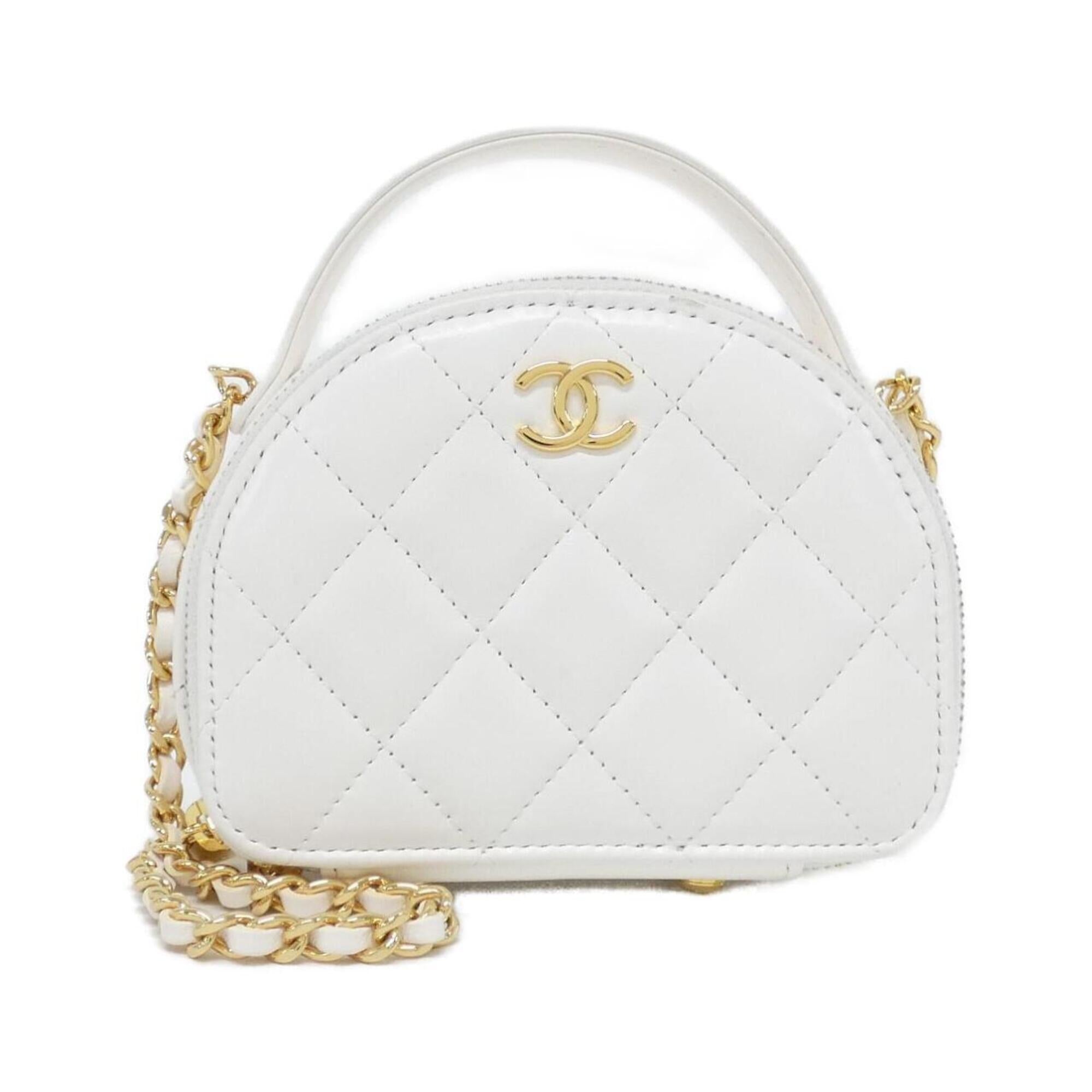 Chanel White Leather Shoulder Bag (Pre-Owned)
