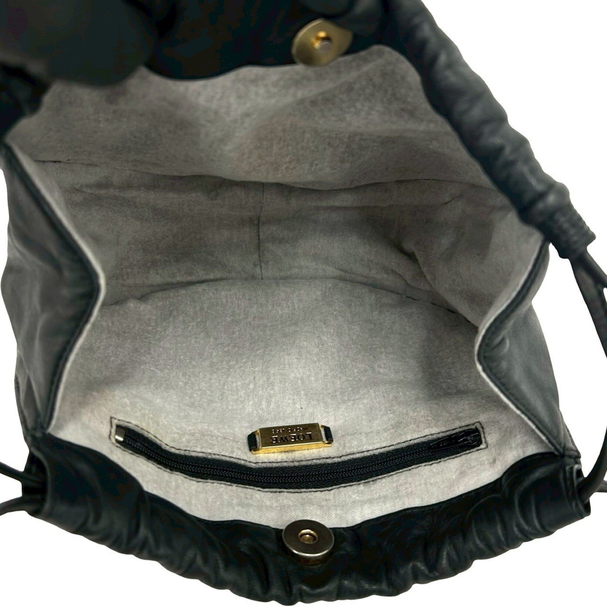 Loewe Black Leather Pochette Shoulder Bag (Pre-Owned)