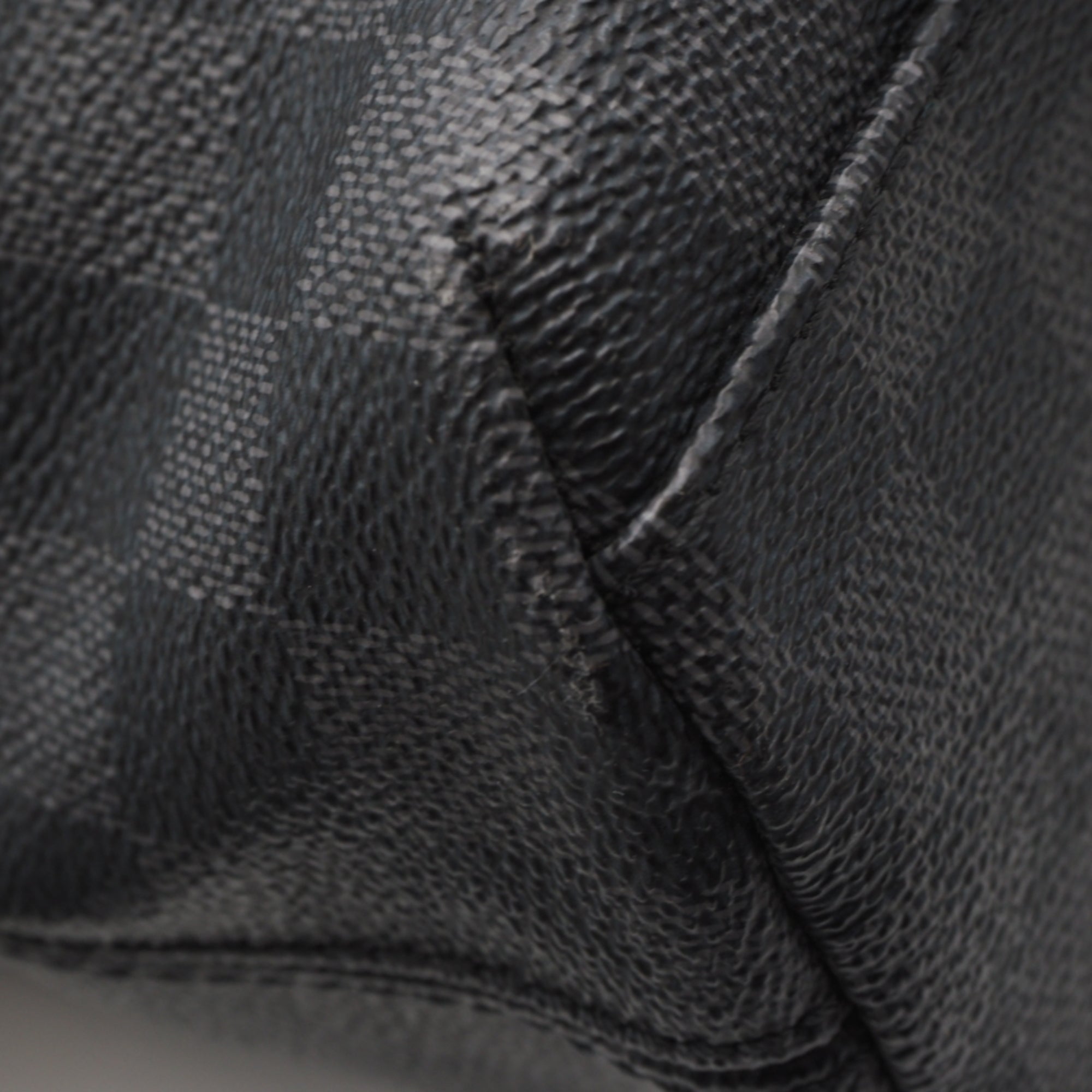 Louis Vuitton Black Canvas Shoulder Bag (Pre-Owned)