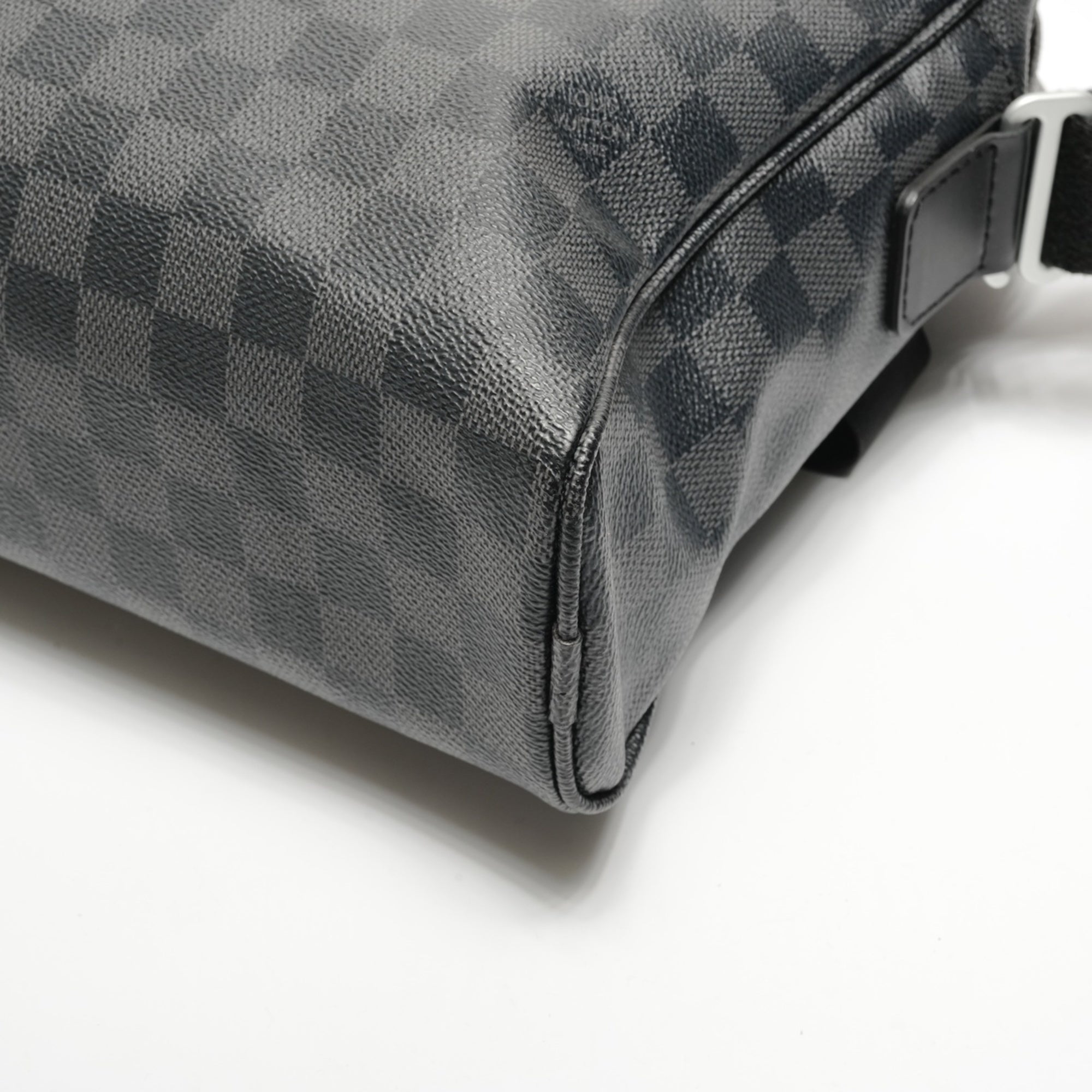 Louis Vuitton Black Damier Graphite Shoulder Bag (Pre-Owned)